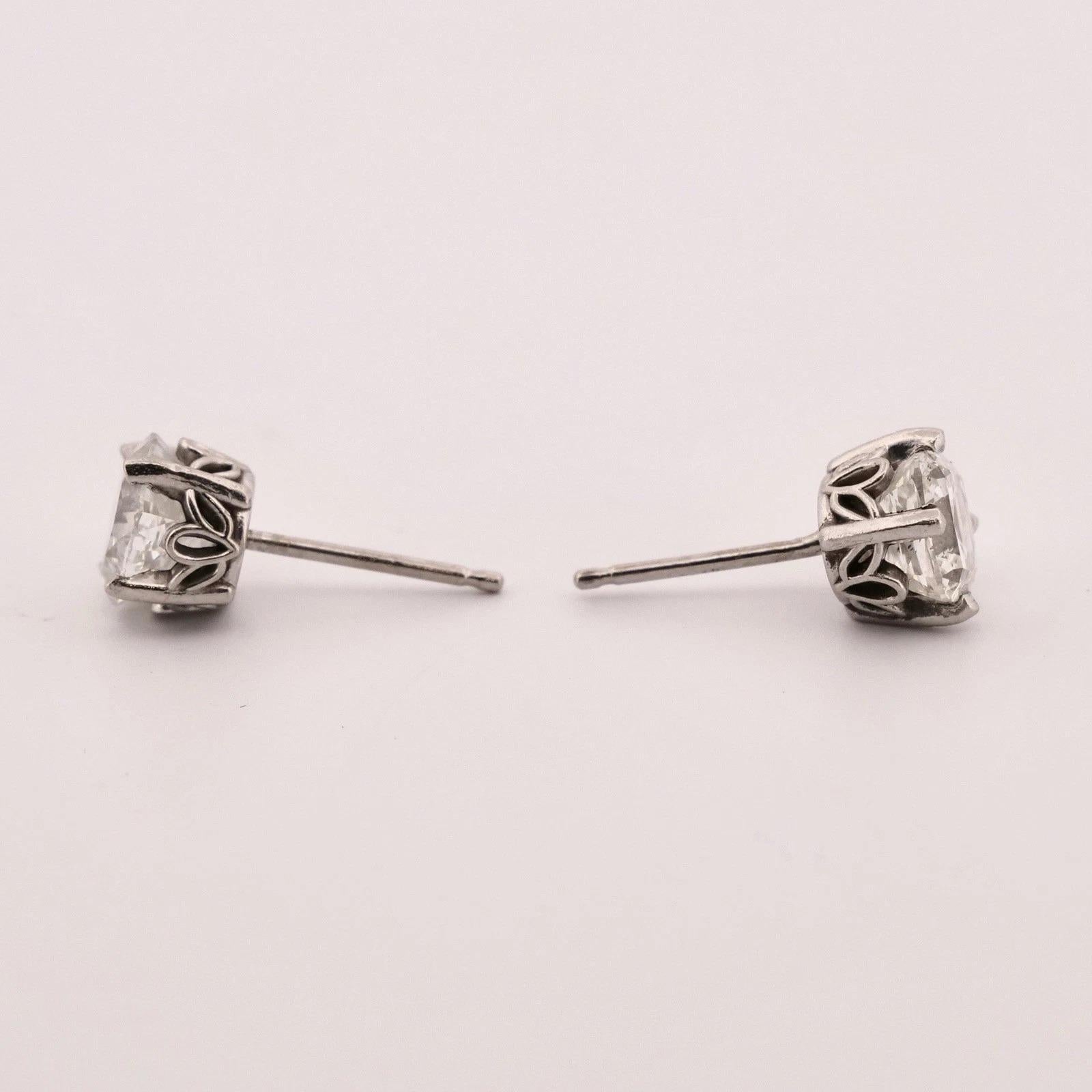 Art Déco Natural Asscher Cut Diamond 14K White Gold 2.00ctw SI1–SI2 H-I Stud Earrings in vendita