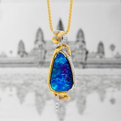 Natural Australian 21.60ct Boulder Opal Pendant Necklace 18k Gold with Diamonds
