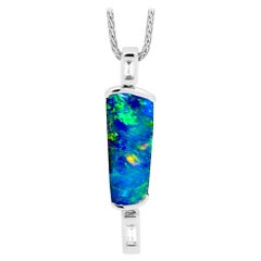 Natürlicher australischer 5,52 Karat Boulder-Opal-Halskette aus 18 Karat Weißgold mit Diamanten