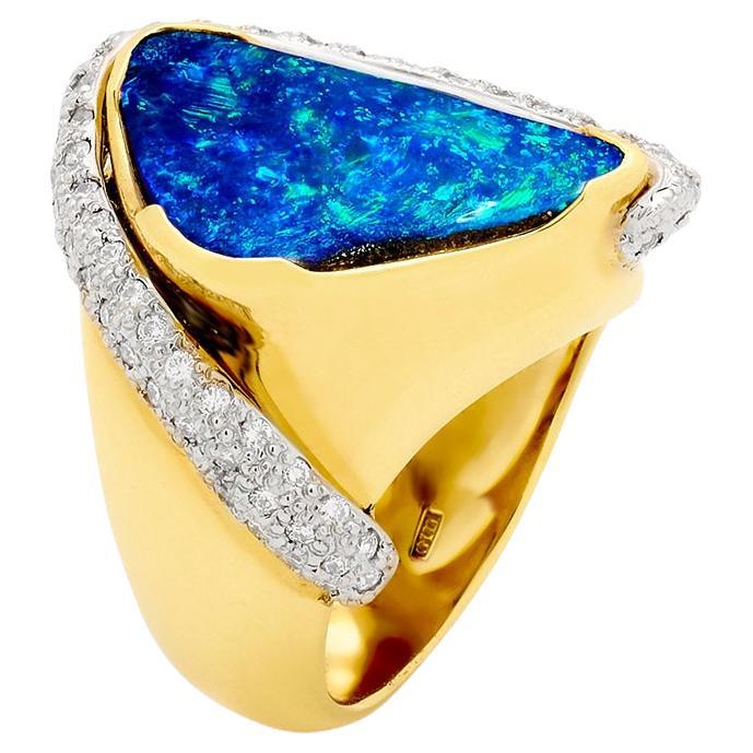 Bague cocktail en or jaune 18 carats avec opale rocheuse naturelle d'Australie de 7,43 carats et diamants en vente