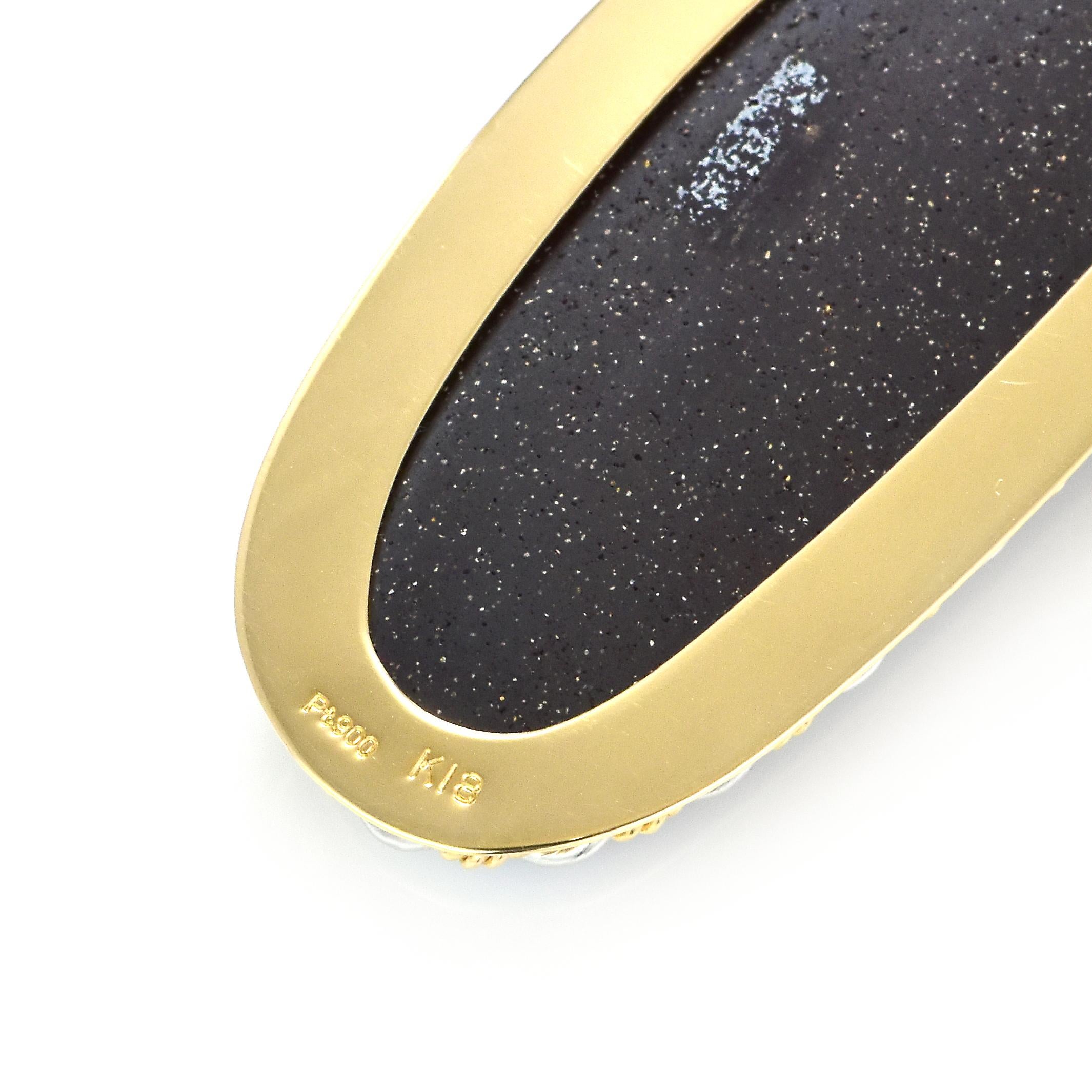 Cabochon Opale Boulder australiano naturale e ciondolo con diamante, realizzato in oro 18 carati e platino. in vendita