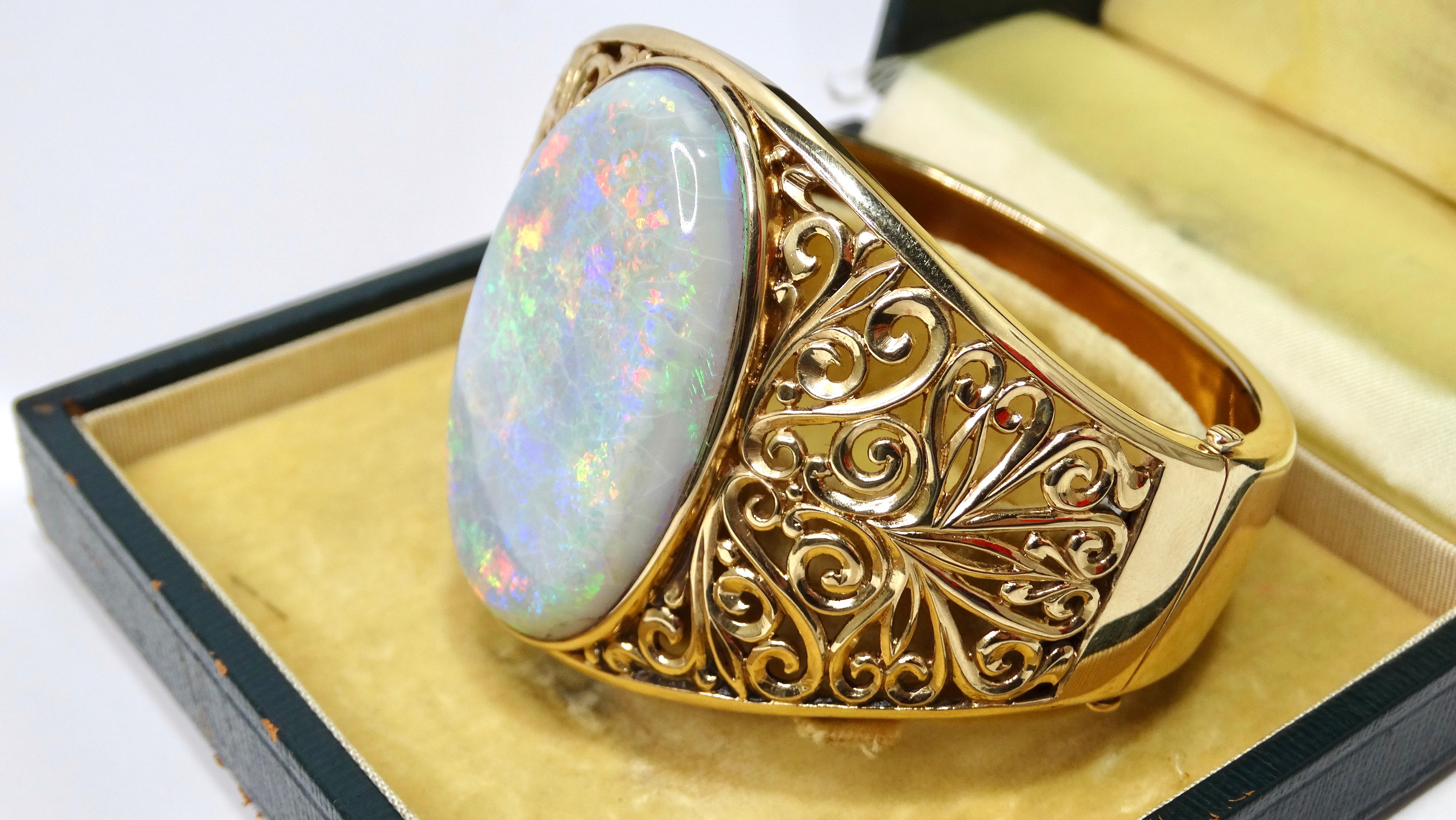 Australian Opal 87 carat  Cabochon Bracelet For Sale 1