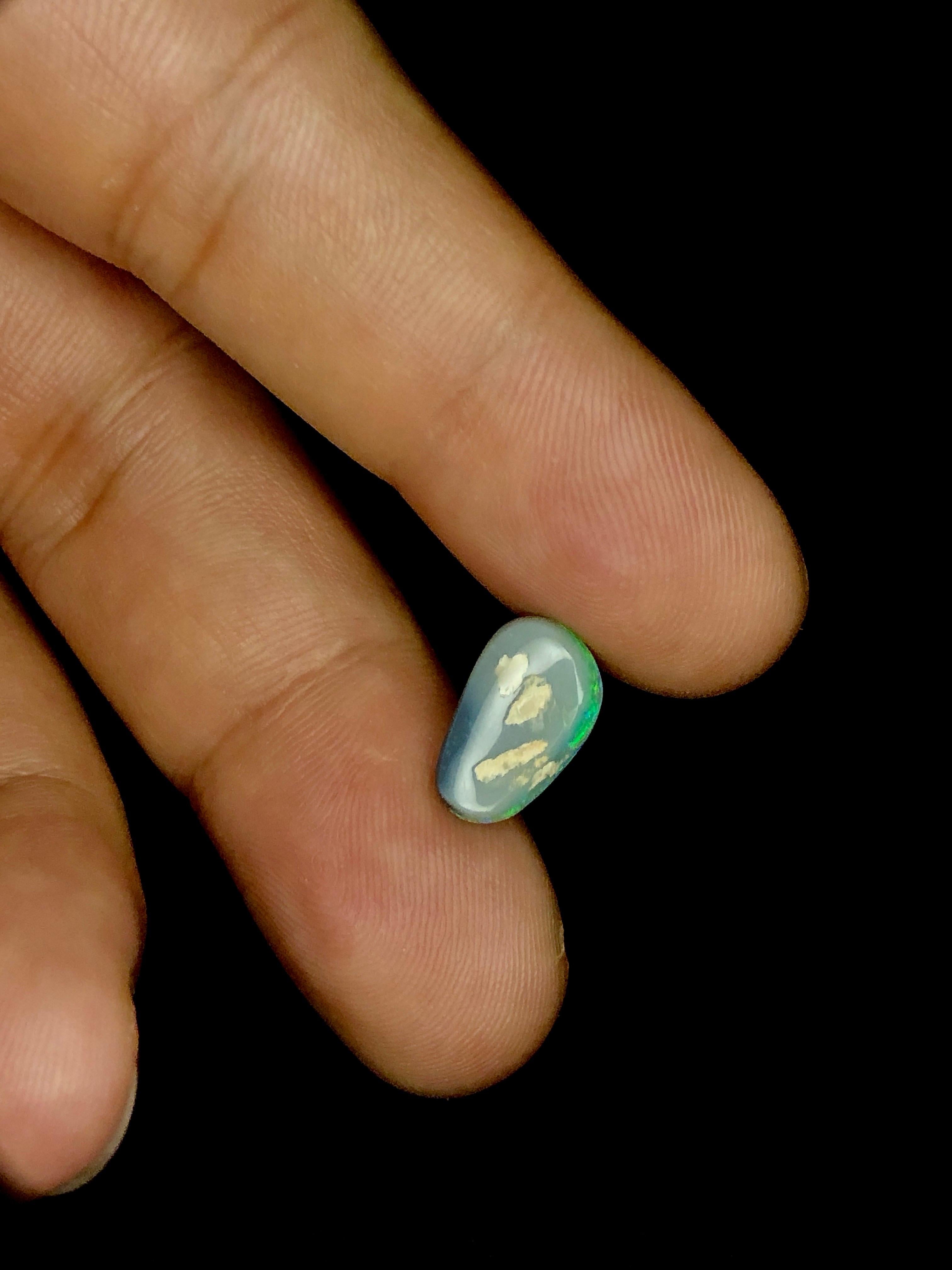 Opale australienne naturelle GRS 3,53 carats  en vente 7