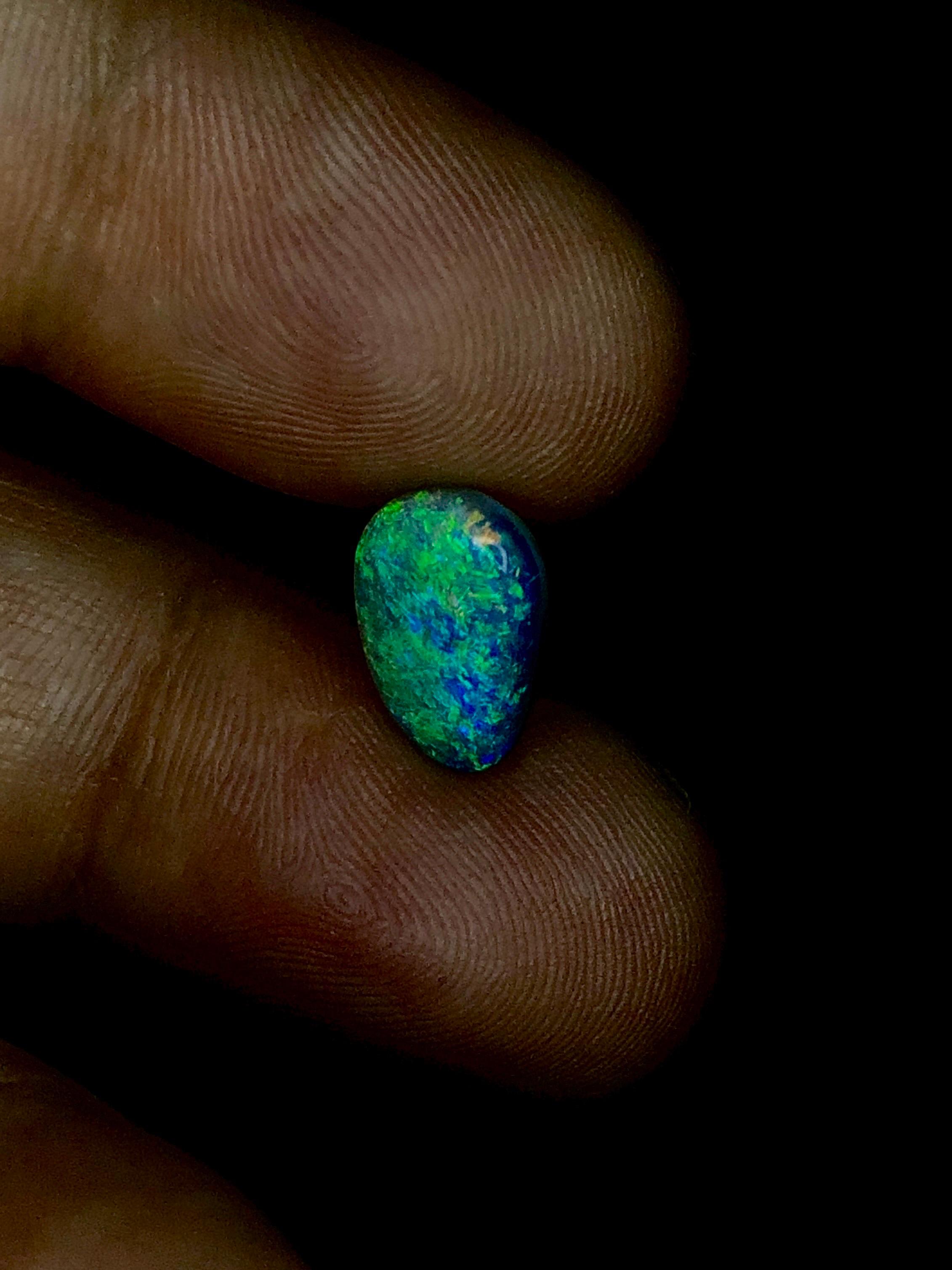 Opale australienne naturelle GRS 3,53 carats  en vente 4