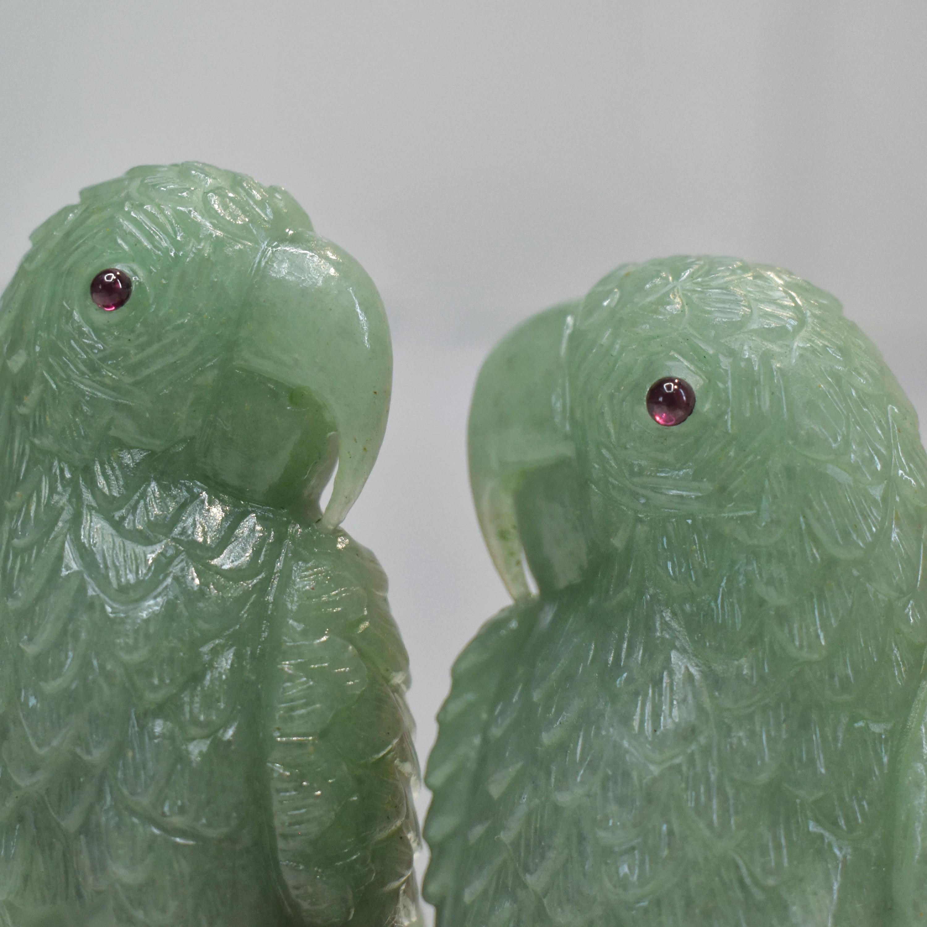 Natural Aventurine Hand-Carved Love Birds Sculpture Figurine Home Decor For Sale 4