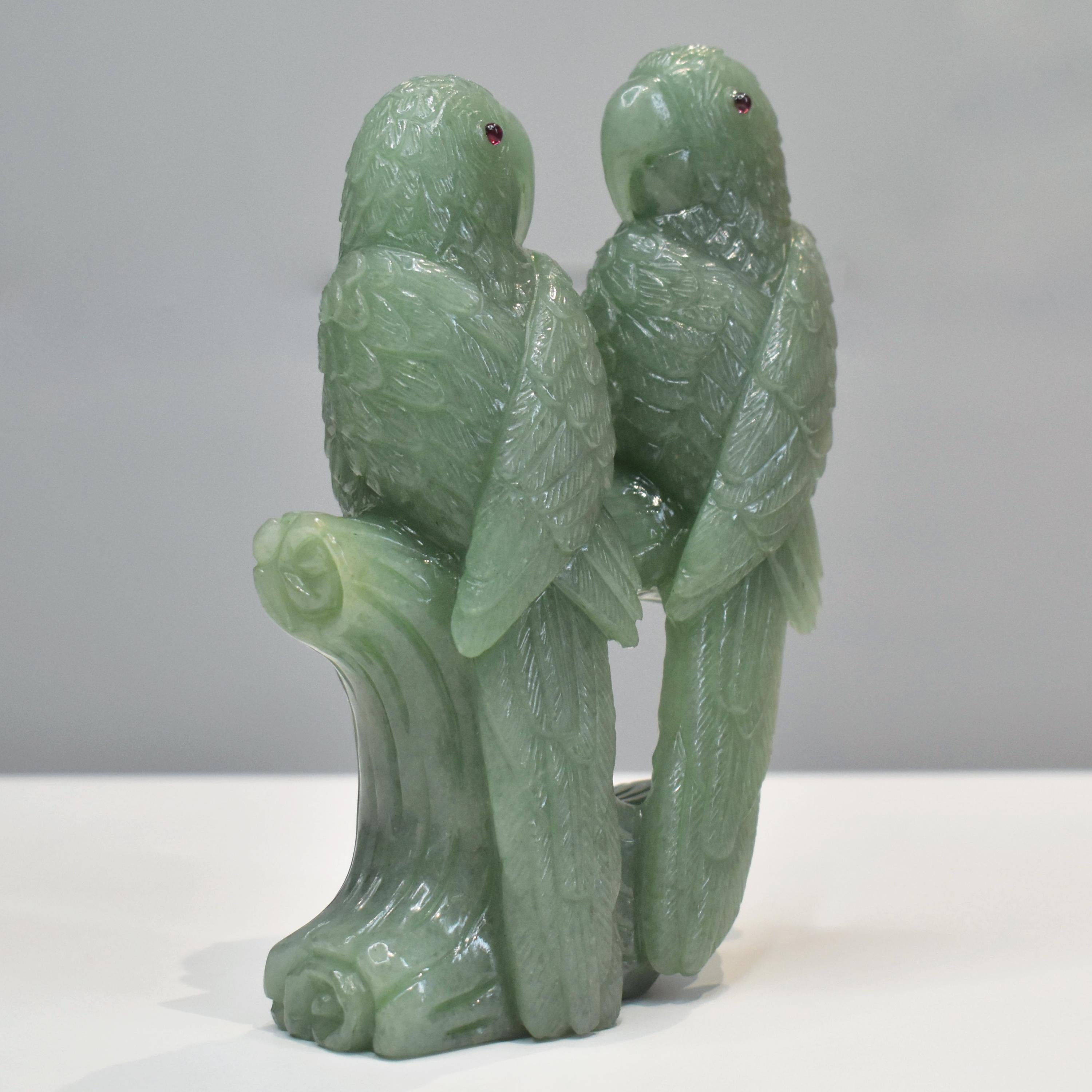 Natural Aventurine Hand-Carved Love Birds Sculpture Figurine Home Decor For Sale 1