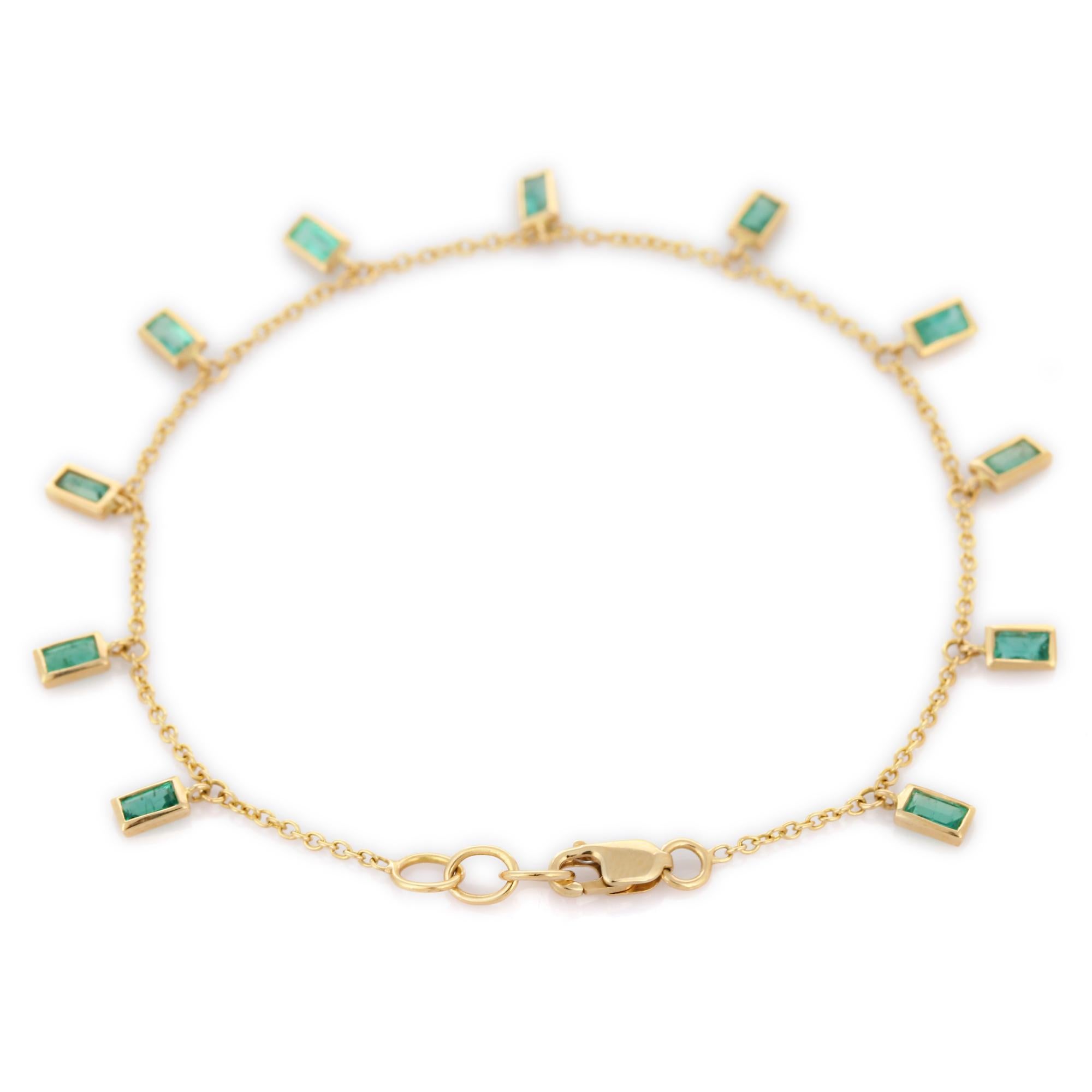 Women's Natural Baguette Cut Emerald Dangling Charm Bracelet in 18K Solid Yellow Gold   For Sale
