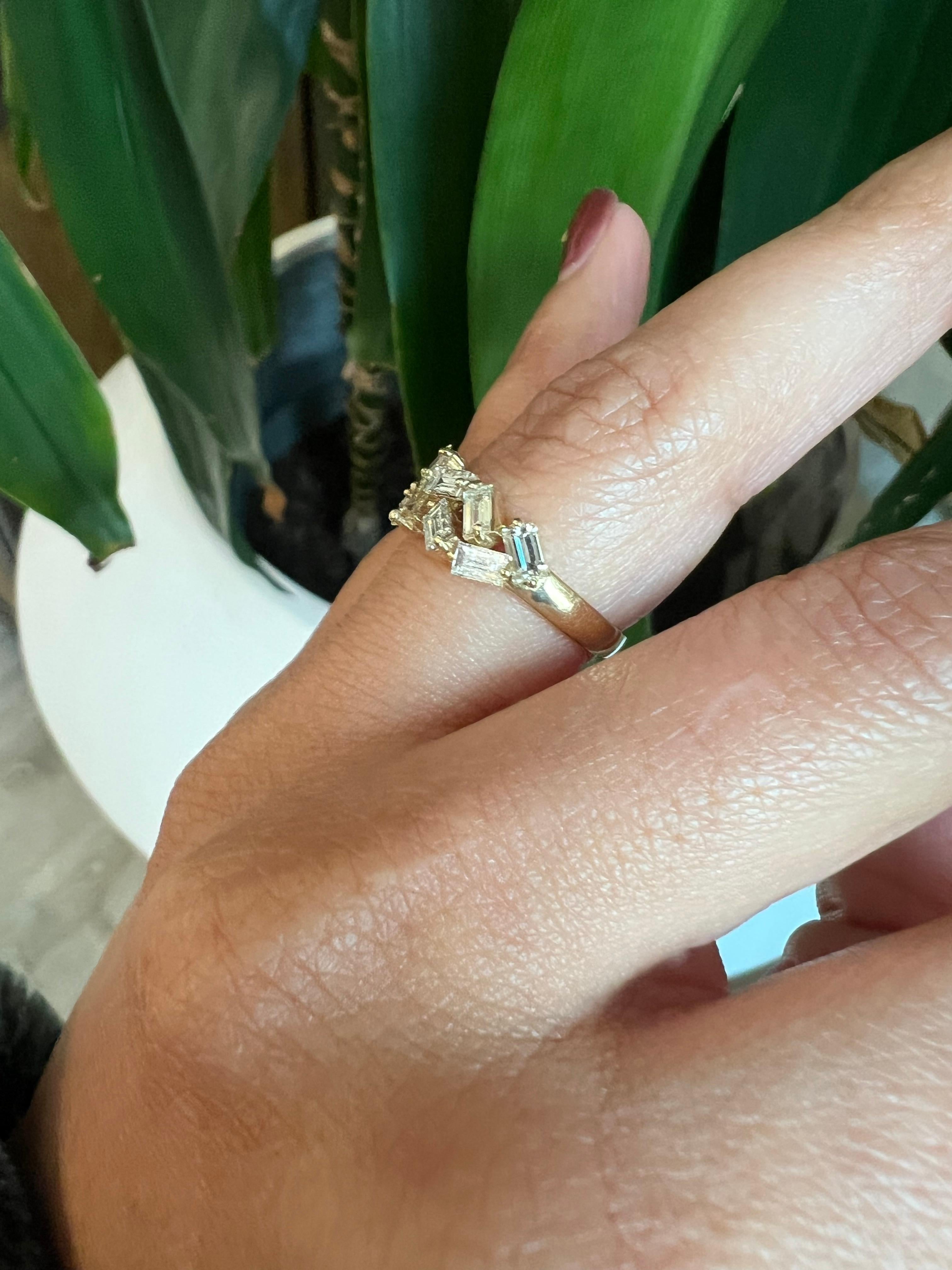 Women's Natural Baguette Diamond Yellow Gold Stackable Band Ring For Sale