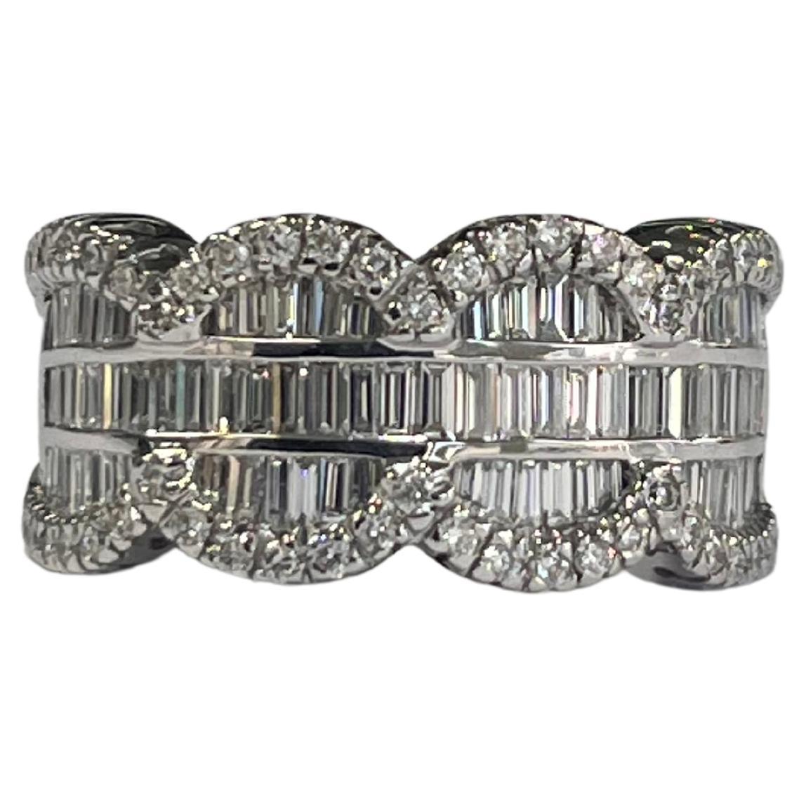 Natural Baguette Diamonds Art Deco Style Band/ Bridal Ring Set in 18K White Gold For Sale