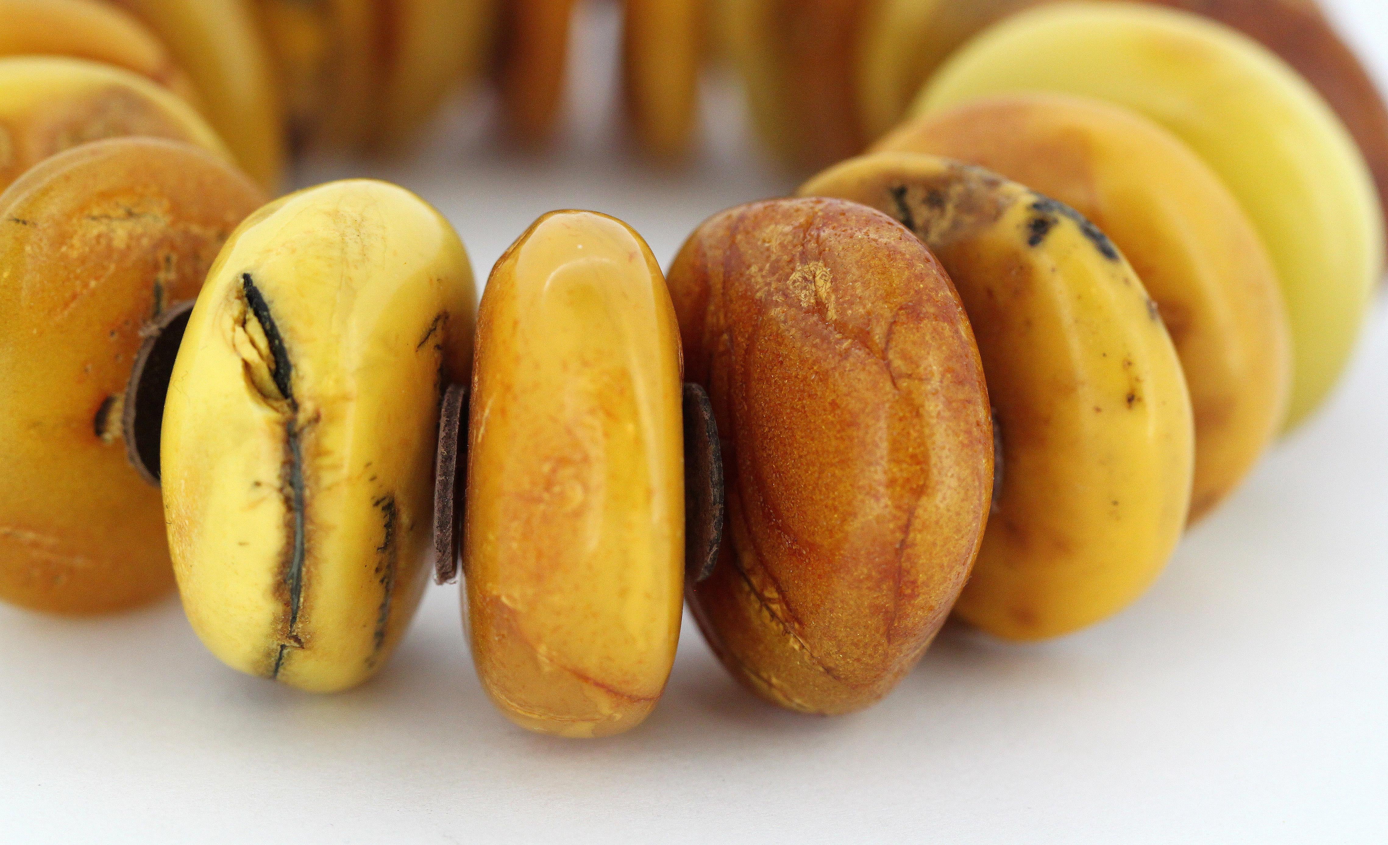 De las mujeres Pulsera de ámbar báltico natural en forma de pastillas en venta
