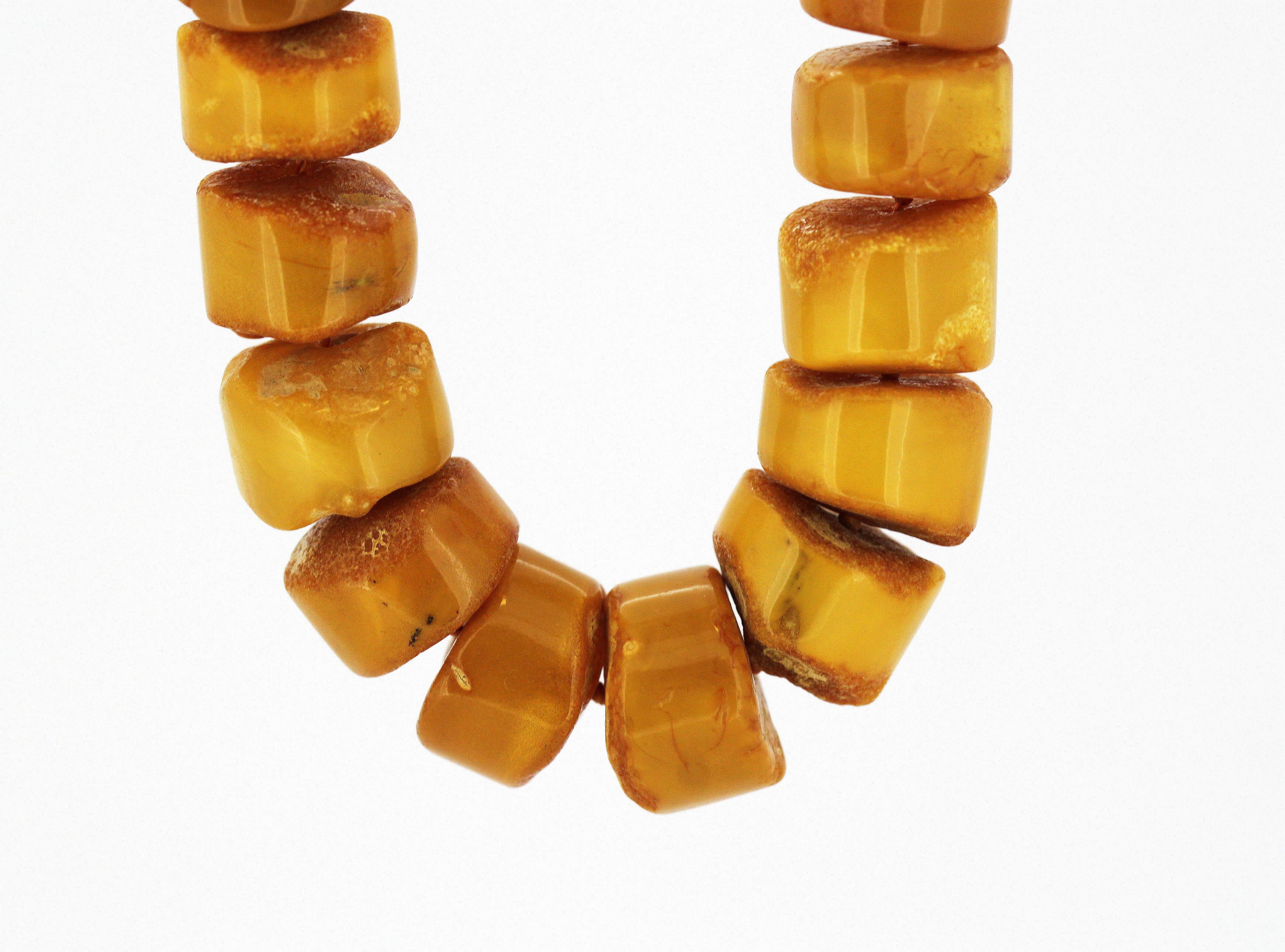 Natürliche Halskette aus baltischem Bernstein in Form von Tabletten im Angebot 2
