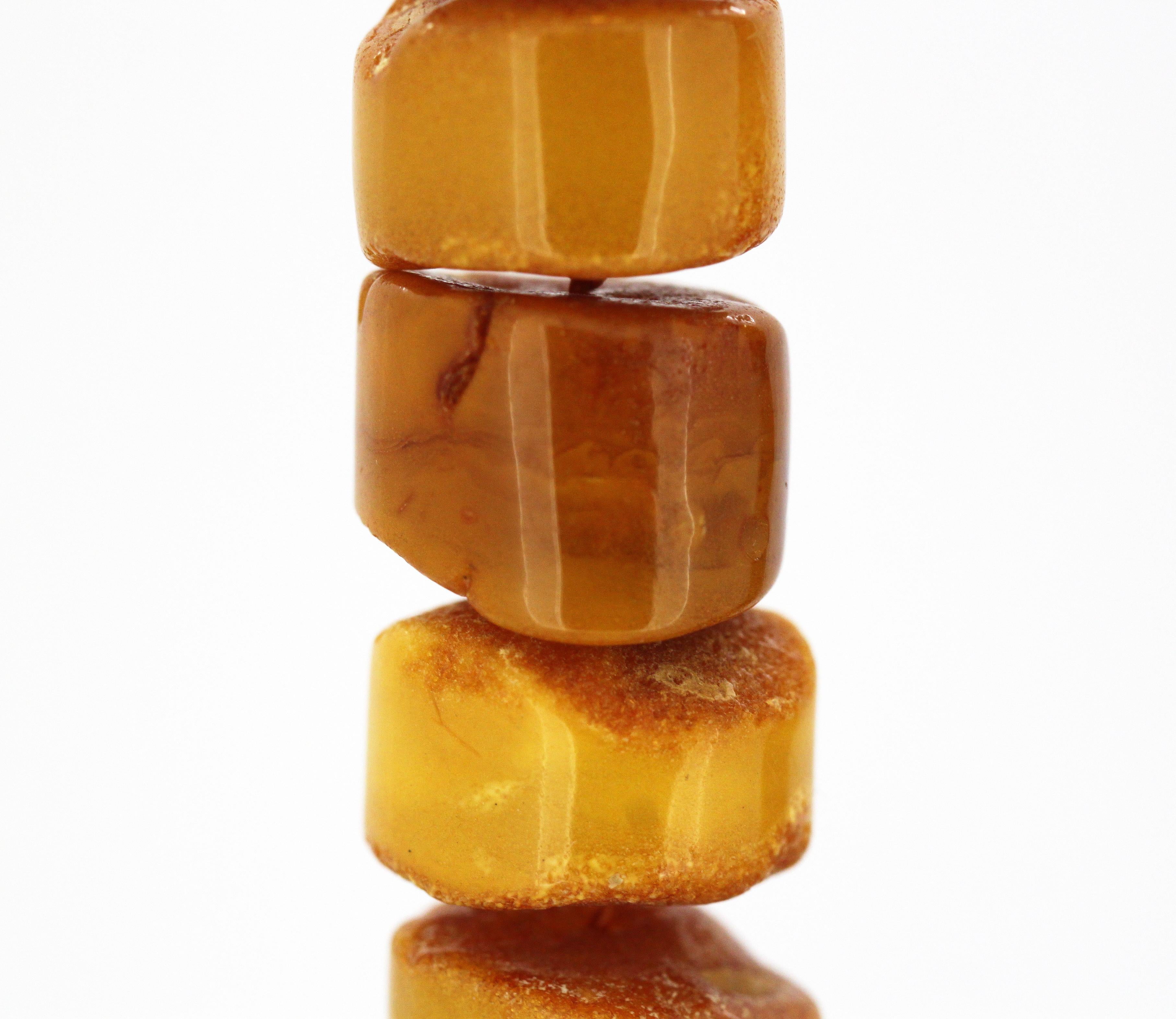Women's Natural Baltic Amber Necklace in the Form of Tablets For Sale