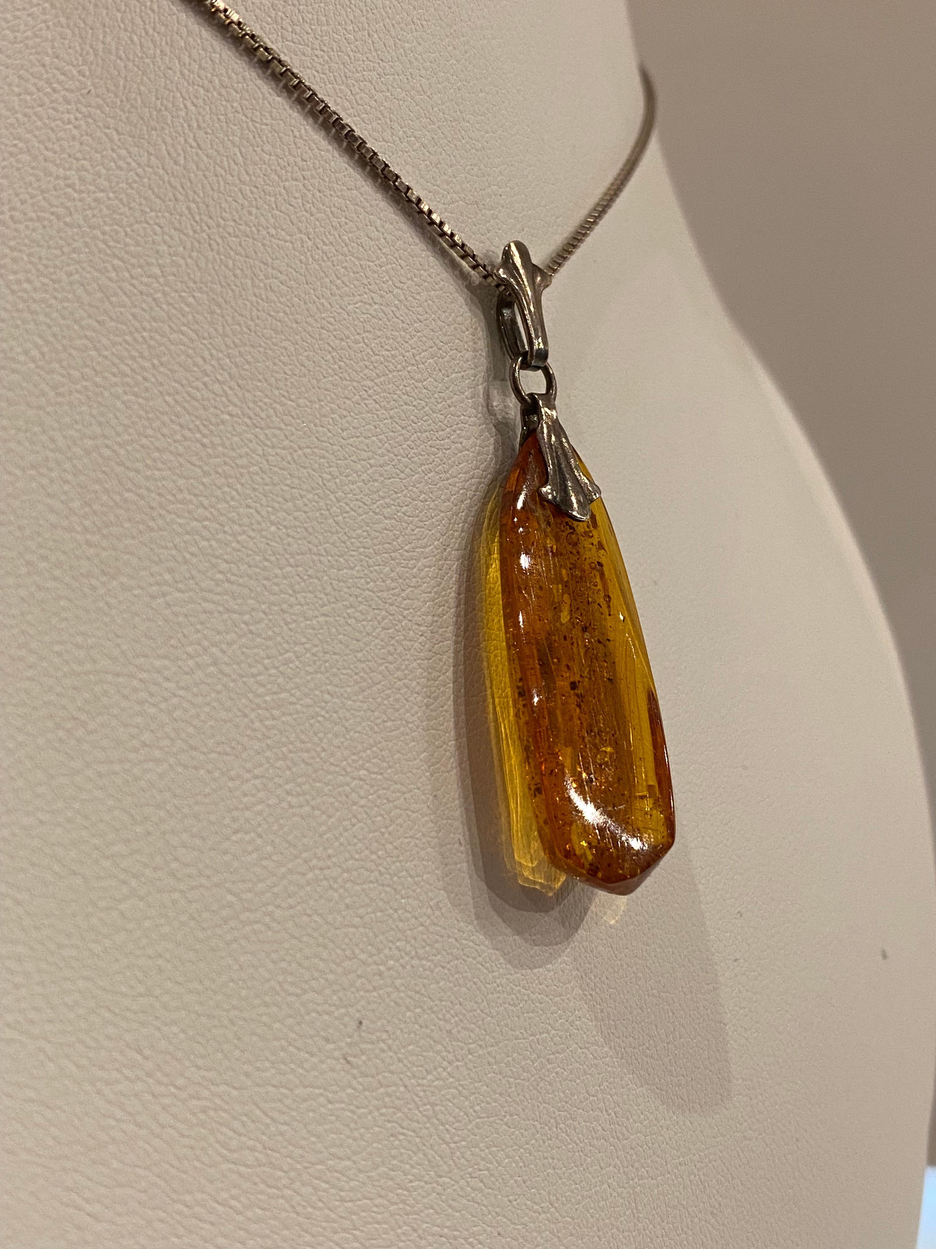 Natural Baltic Amber & Silver Vintage Pendant. Latvia, circa 1970's. In Excellent Condition In MELBOURNE, AU
