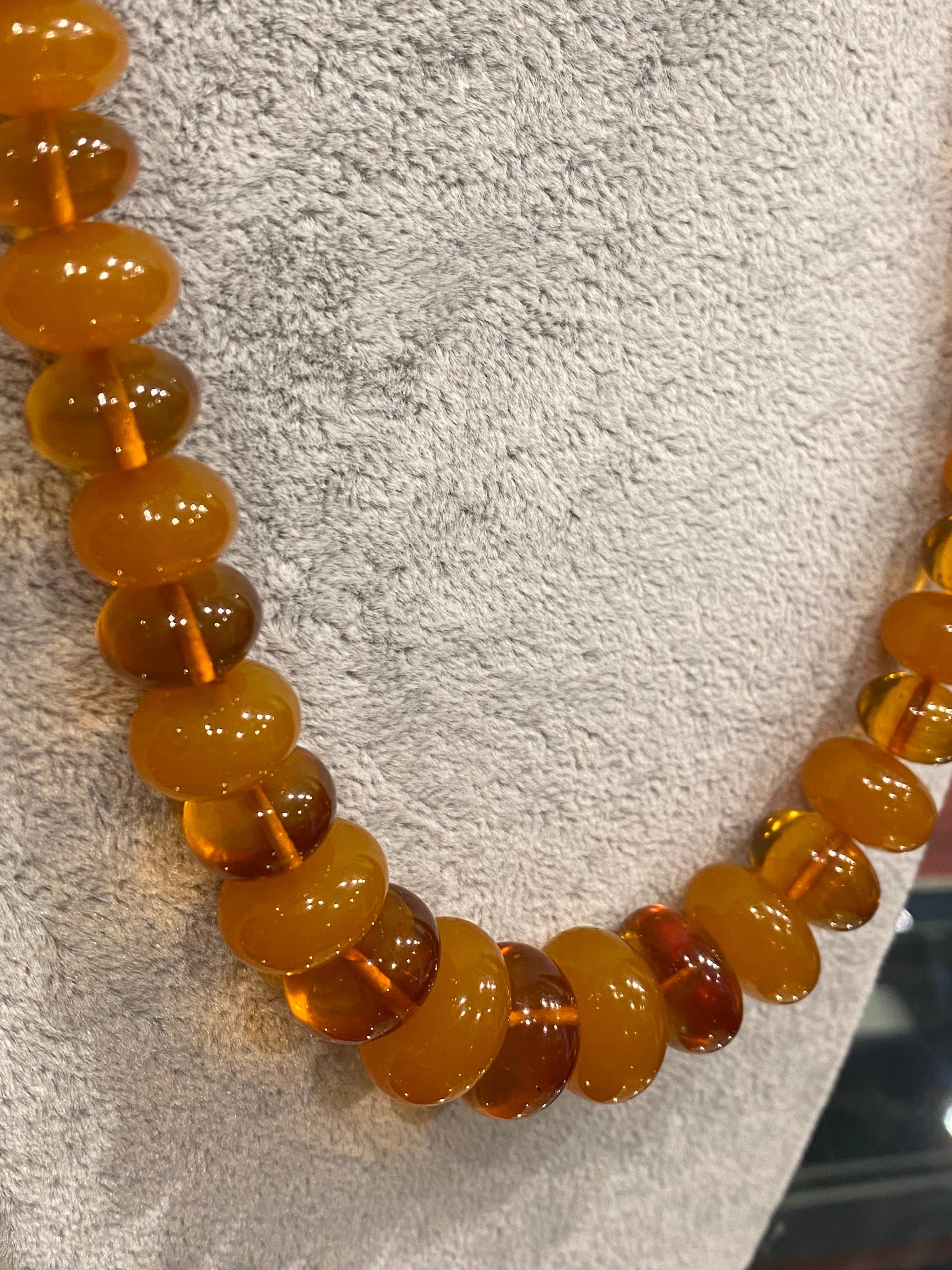Natural Baltic Oval Graduating Amber Vintage Necklace, 54cm Long. For Sale 2