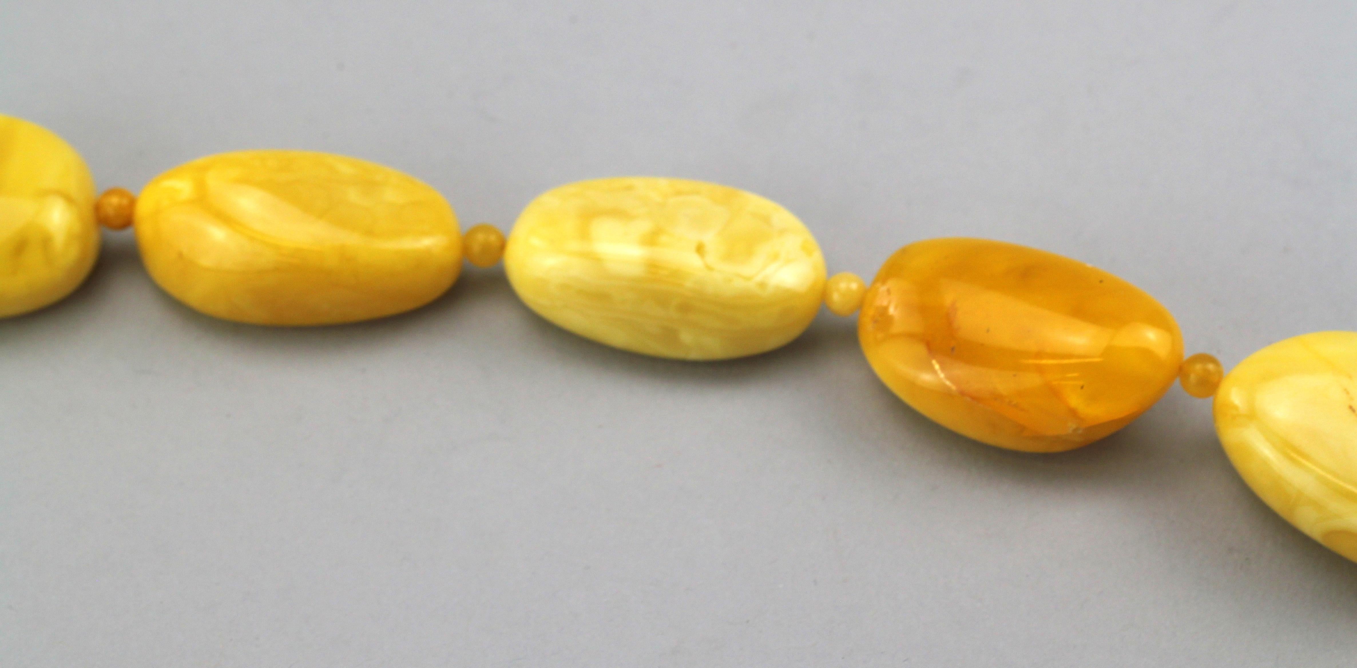 Natural Baltic White Amber Necklace For Sale 3