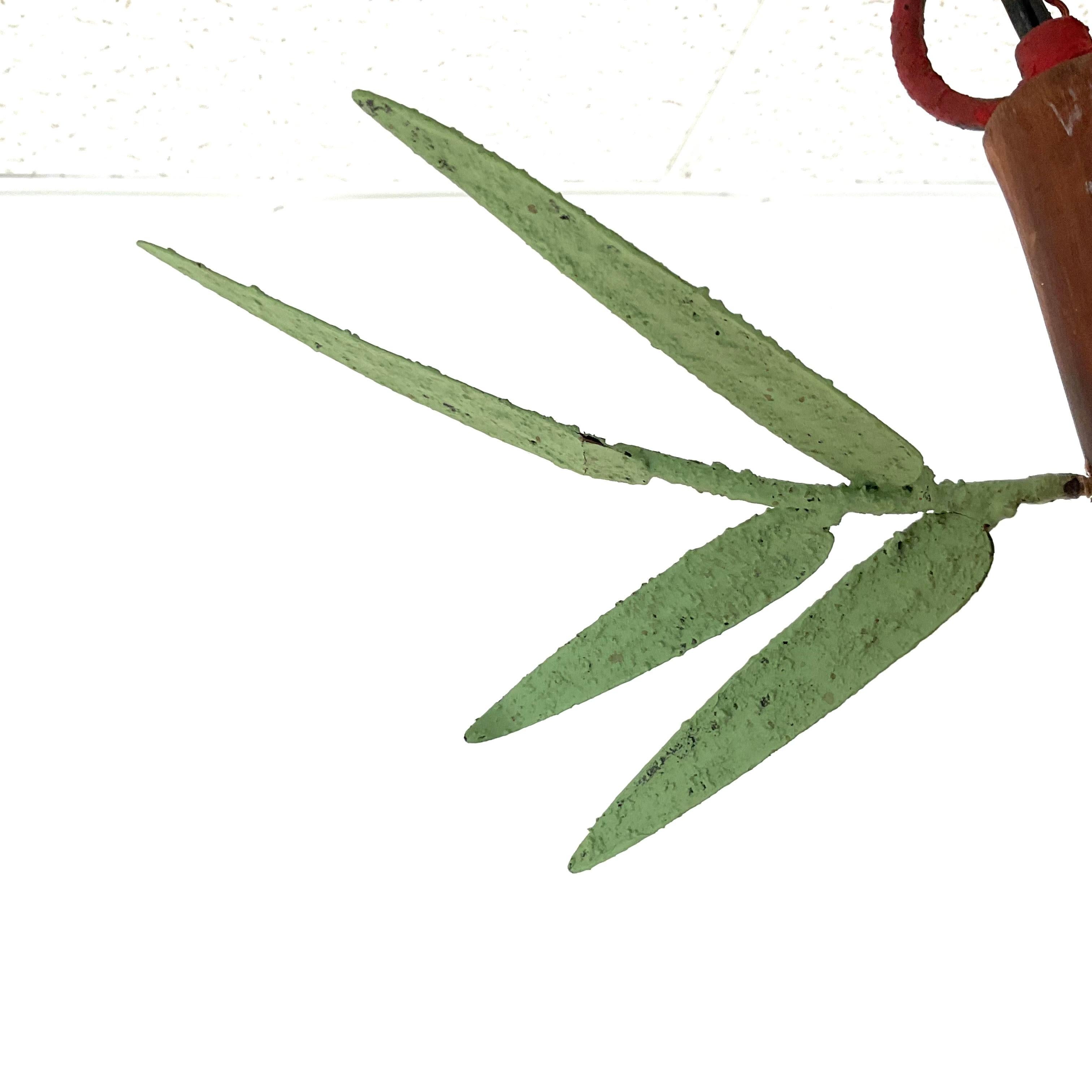 Lampadario in metallo e bambù naturale di Currey and Company In condizioni buone in vendita a West Palm Beach, FL