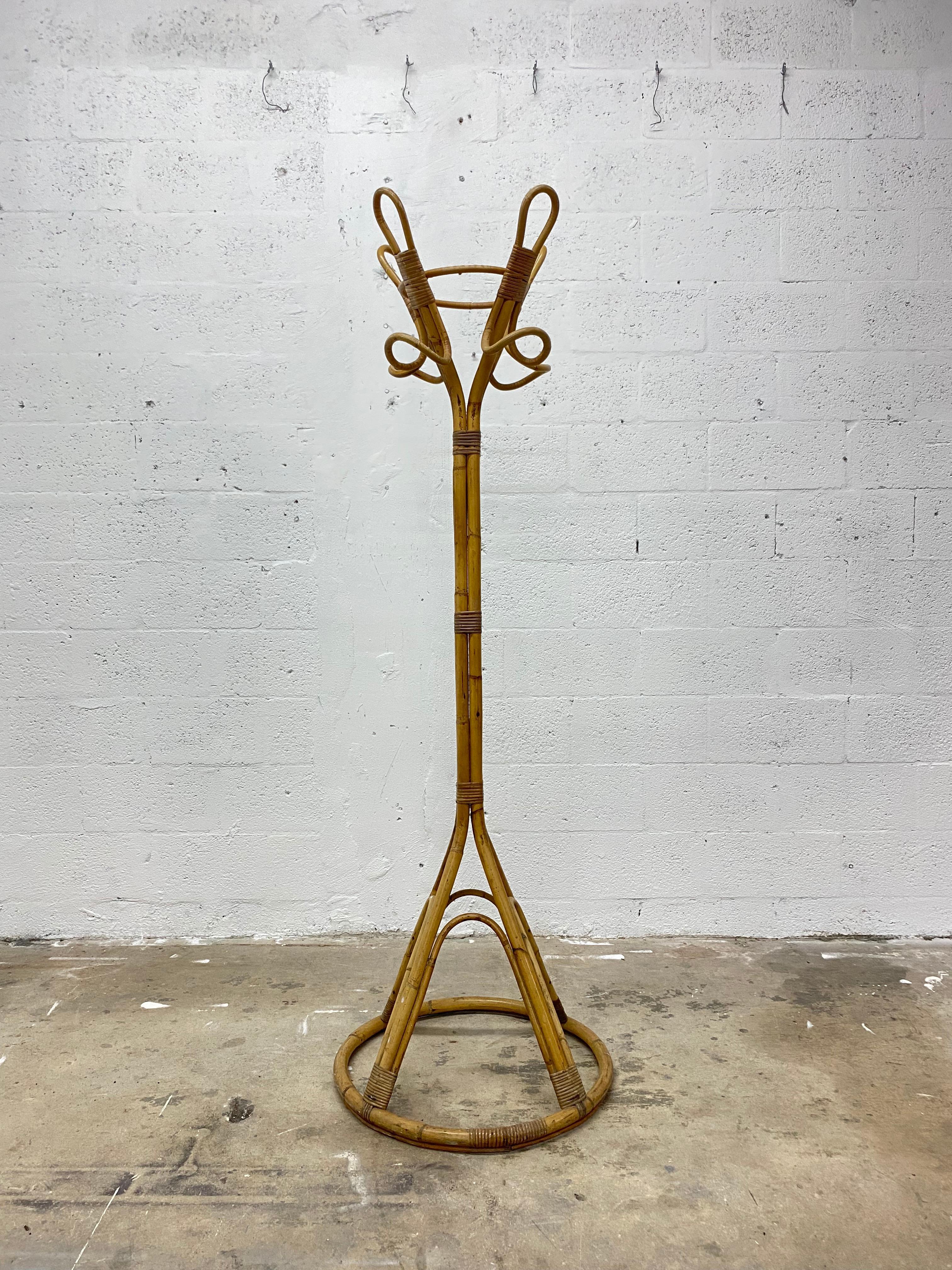 Mid-Century coat rack made with bamboo and rattan in the style of Franco Albini, 1950s.