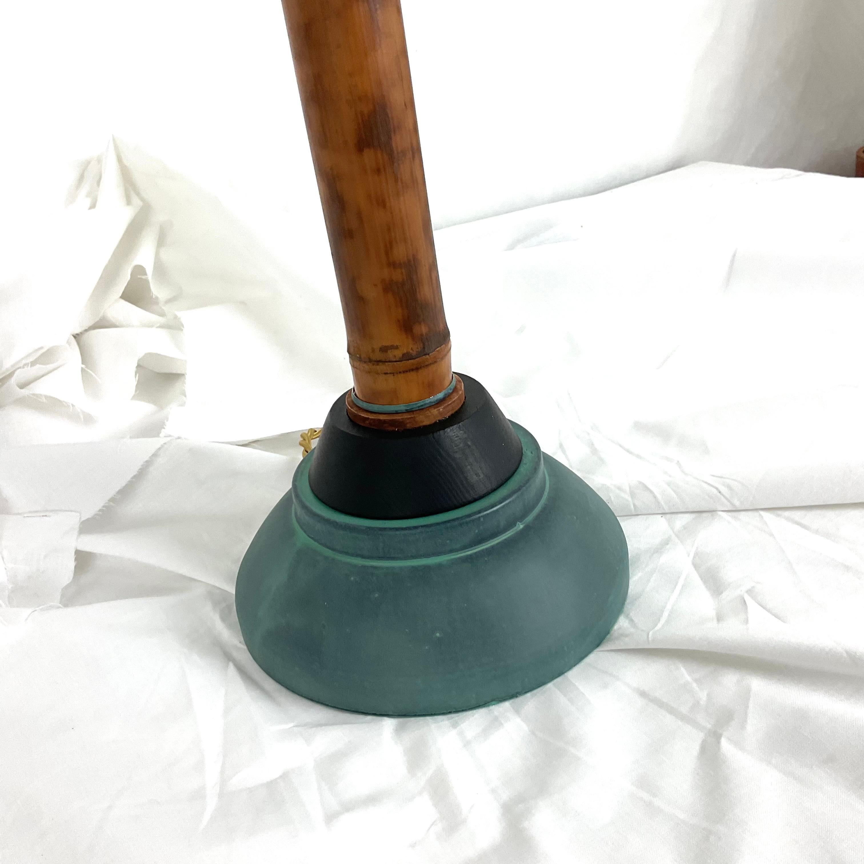 Lámparas de bambú natural y palma de metal verde con pantallas en venta 4