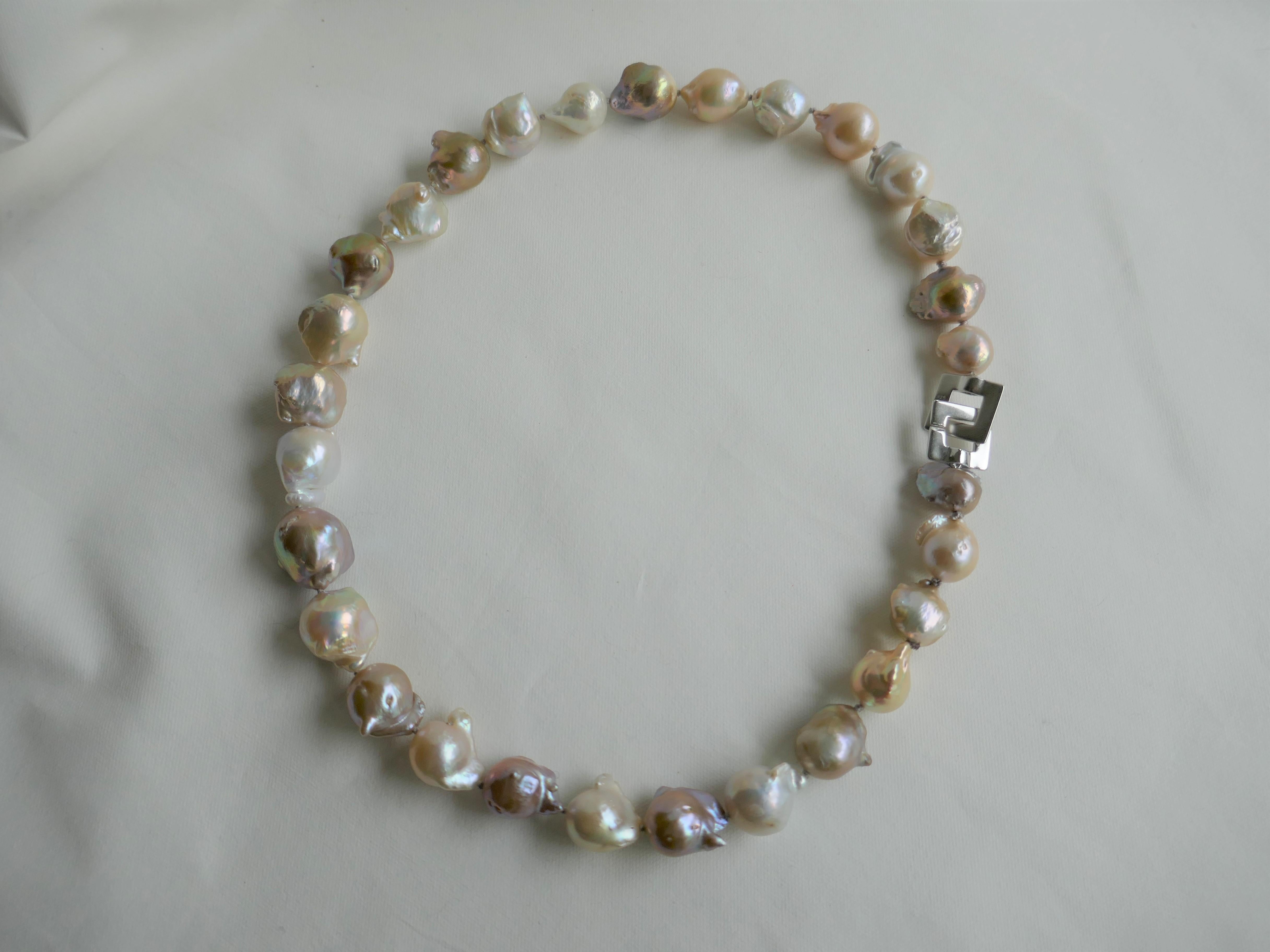 Natural Baroque Cultured Pearls 925 Sterling Silver Clasp Necklace For Sale 2