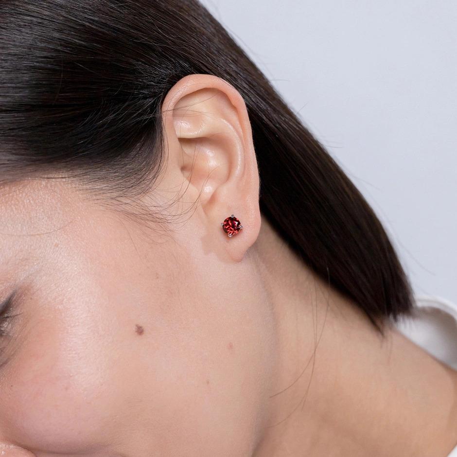 Round Cut Natural Basket-Set Round 4.4ct Garnet Studs in 14K Yellow Gold For Sale