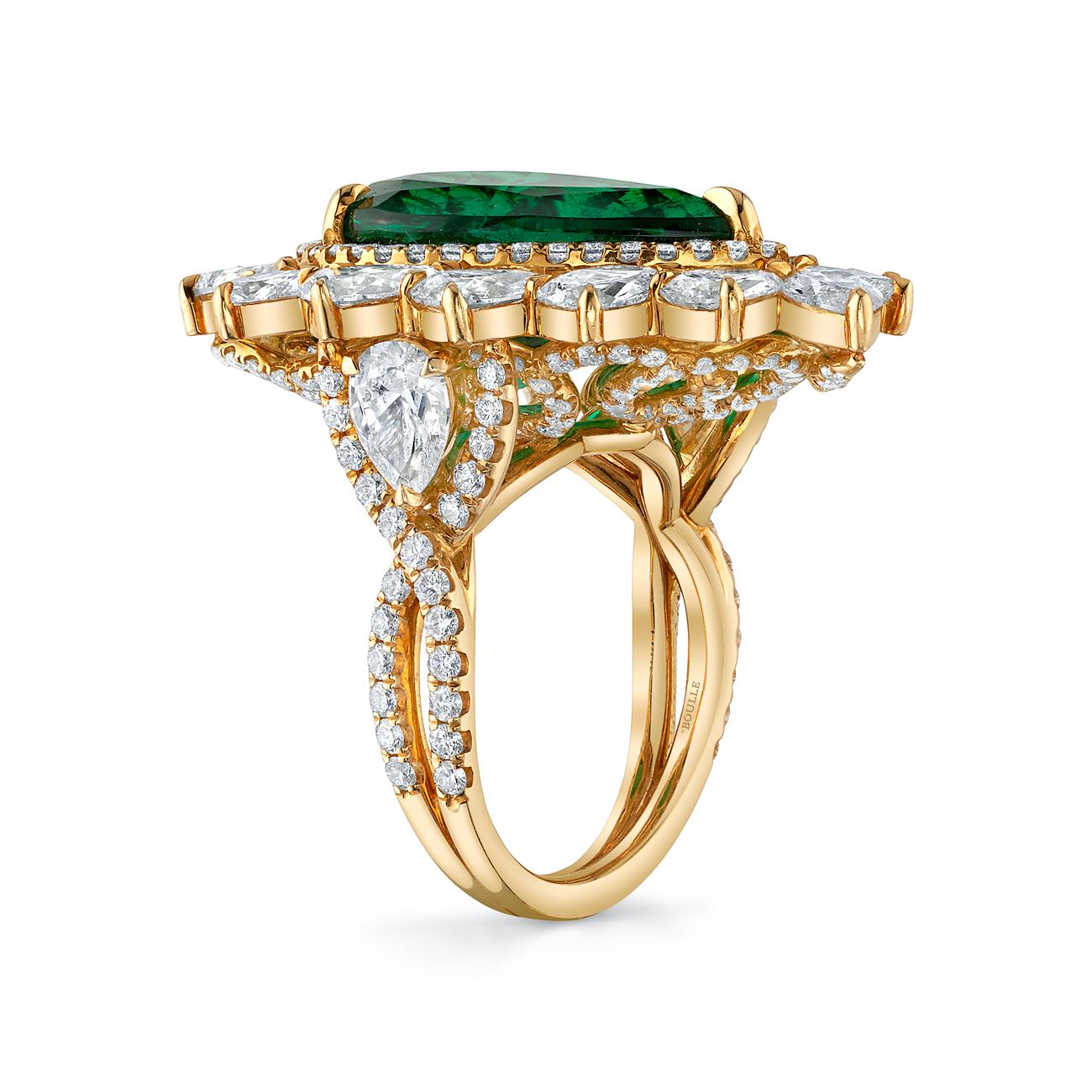 Contemporary Natural Beryl Zambian Pear Shape Emerald Ring For Sale