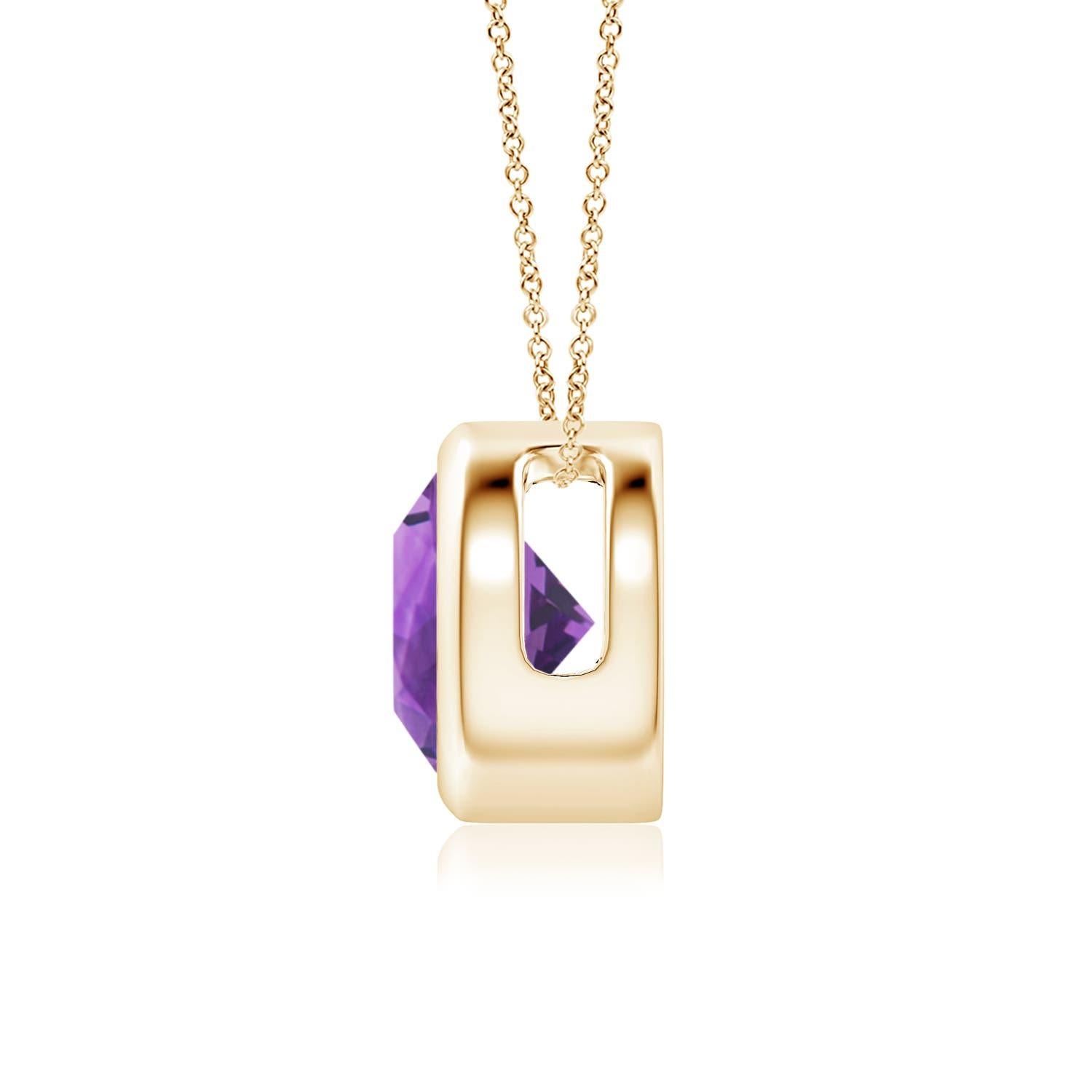 Modern Natural Bezel-Set Round 1.15ct Amethyst Solitaire Pendant in 14K Yellow Gold For Sale