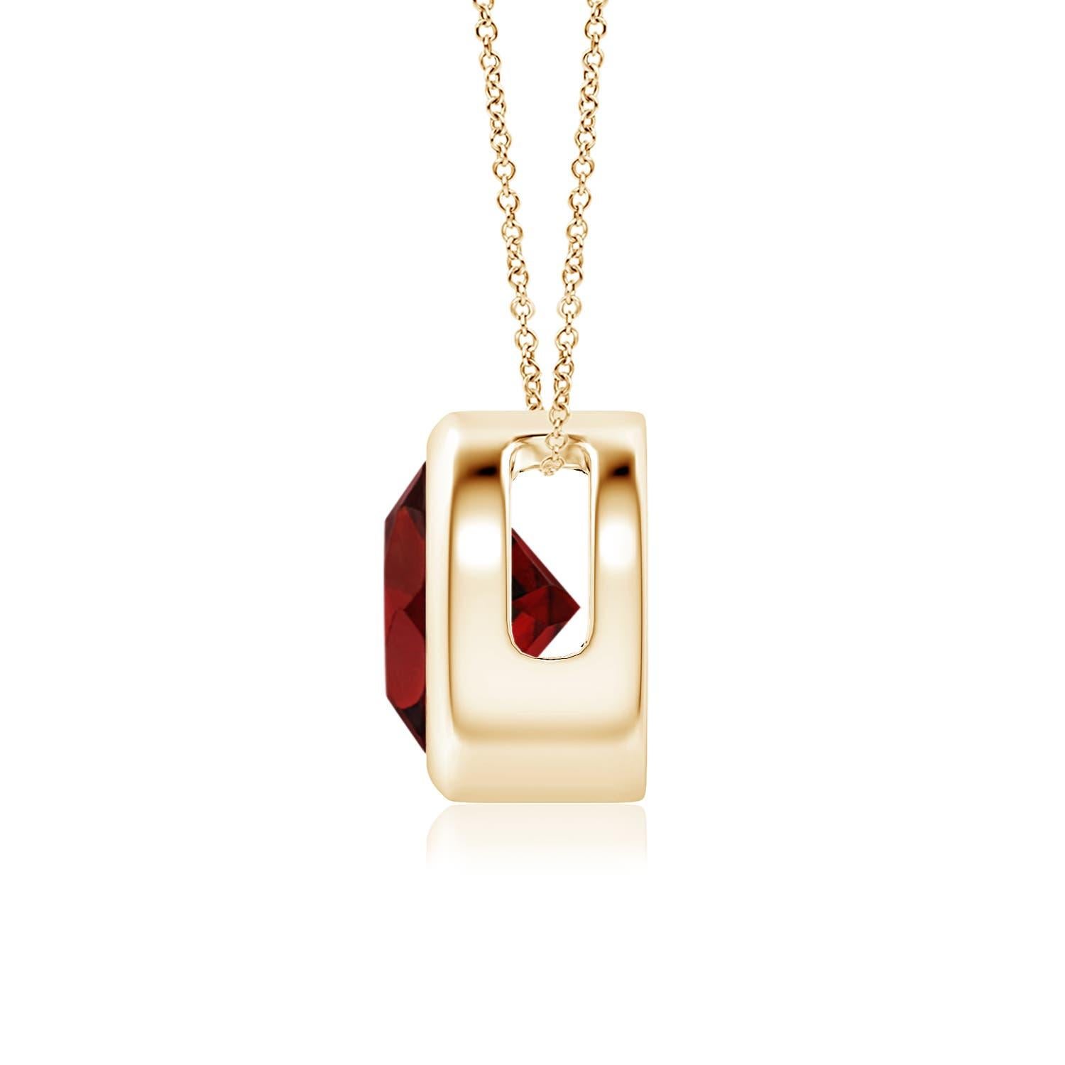 Round Cut Natural Bezel-Set Round 1.5ct Garnet Solitaire Pendant in 14K Yellow Gold For Sale