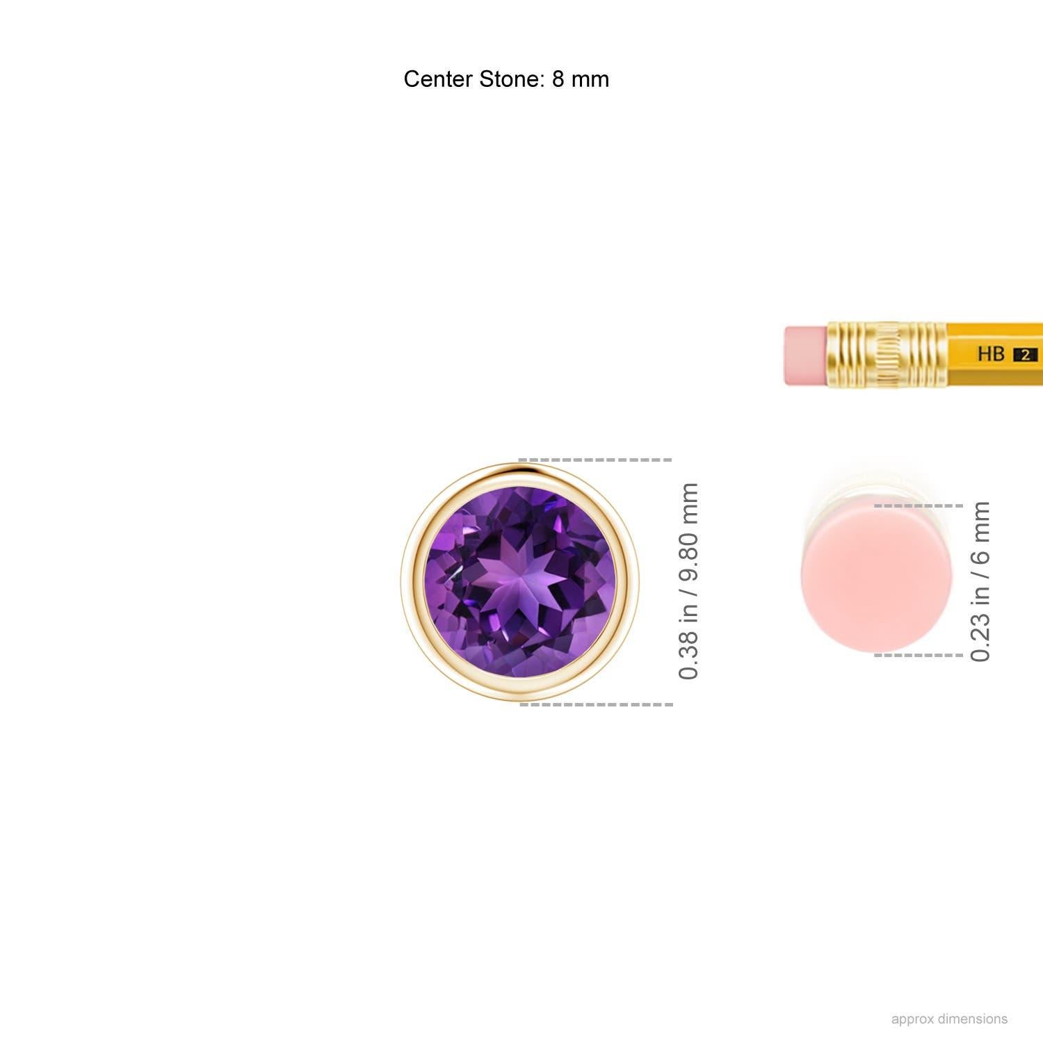 La amatista redonda de color morado real parece flotar sobre la cadena. Está fijado en un engaste de bisel de oro amarillo de 14k. Este sencillo pero seductor colgante de amatista está diseñado para ser una declaración de elegancia.