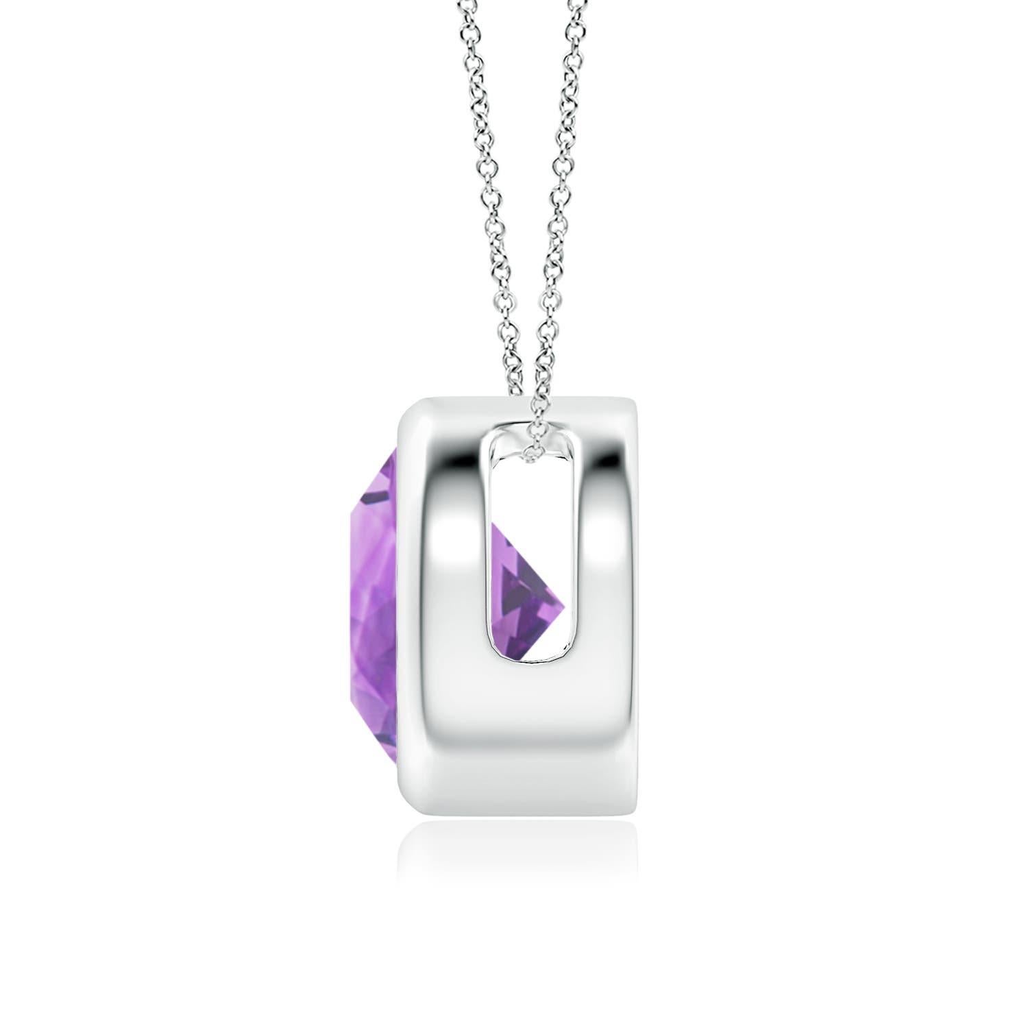 Taille ronde Pendentif solitaire rond en platine serti d'une améthyste naturelle de 1,7 carat en vente