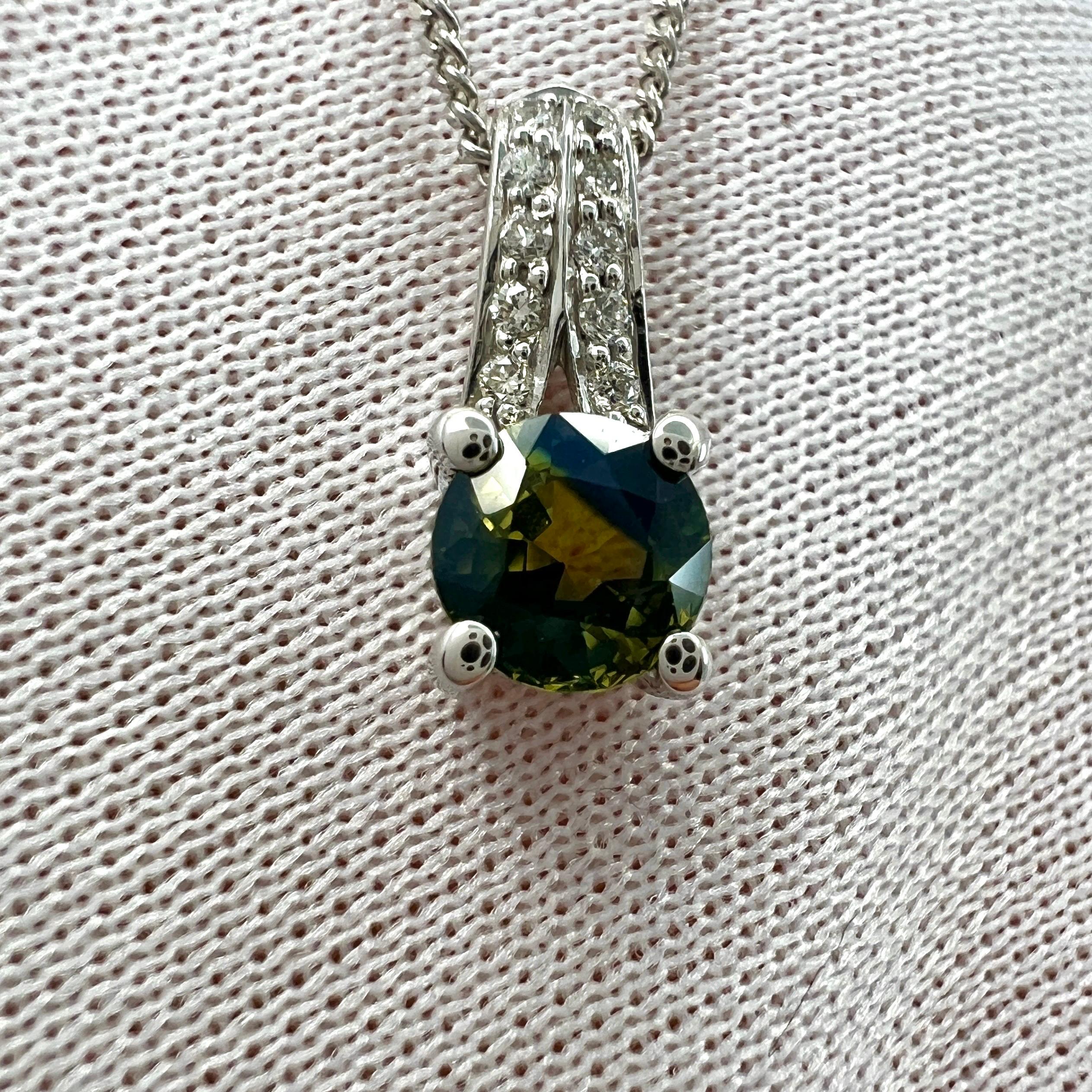 Runder Anhänger aus 18 Karat Weißgold mit natürlichem, zweifarbigem australischem Saphir und Diamant im Angebot 2