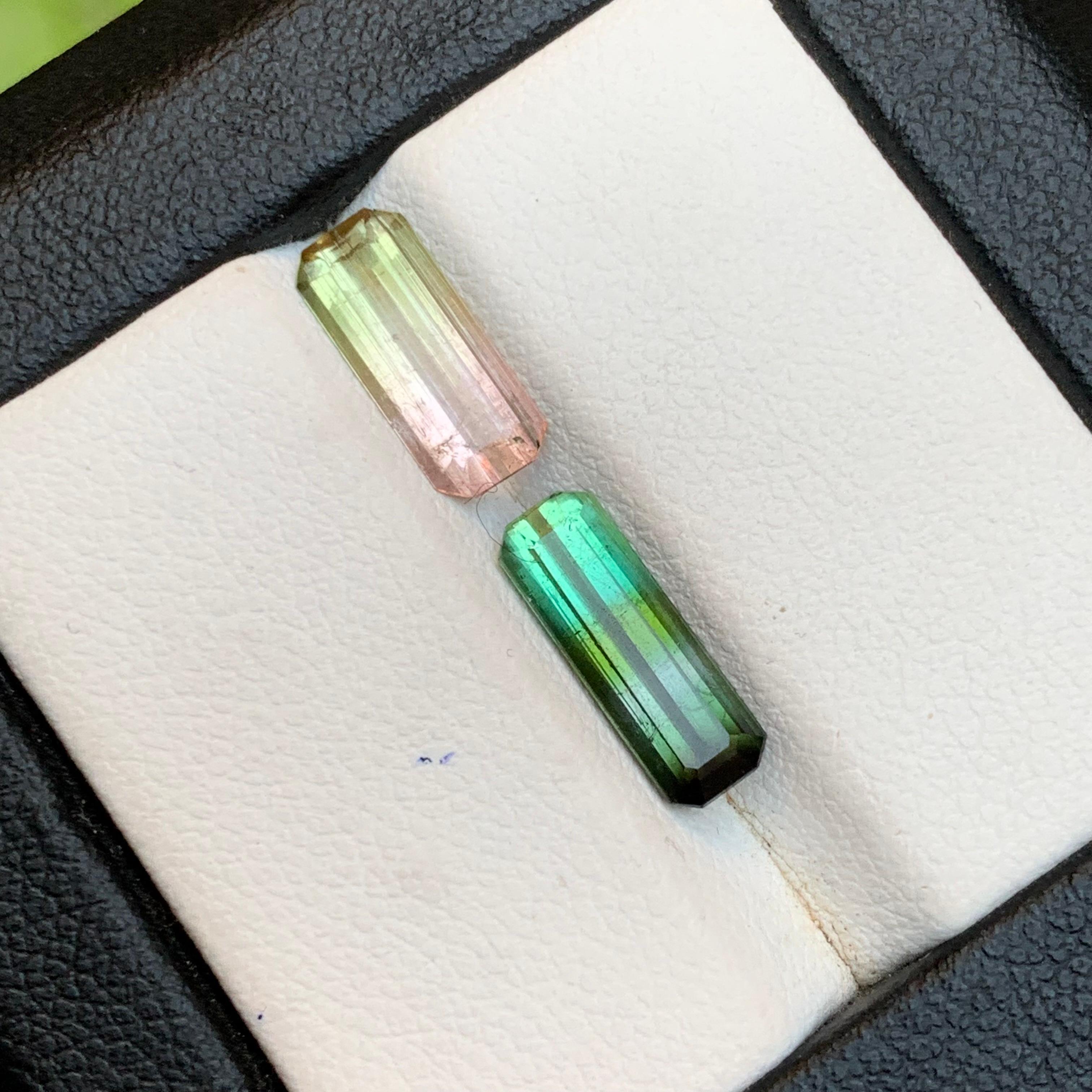 Turmalina Bicolor Natural 3,33 Quilates Talla Esmeralda Piedras Sueltas para Joyería Contemporáneo en venta