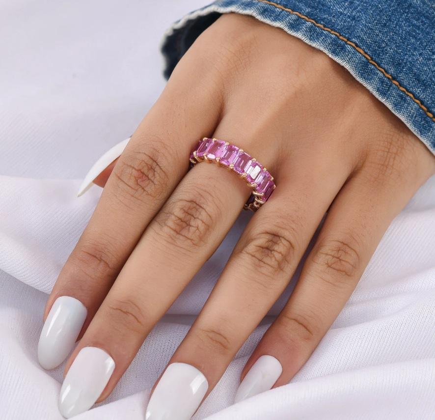 Anello con zaffiro rosa grande Nature in oro 18 carati in vendita 1