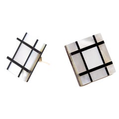 Orecchini geometrici quadrati in agata nera naturale e madreperla in oro 14 carati
