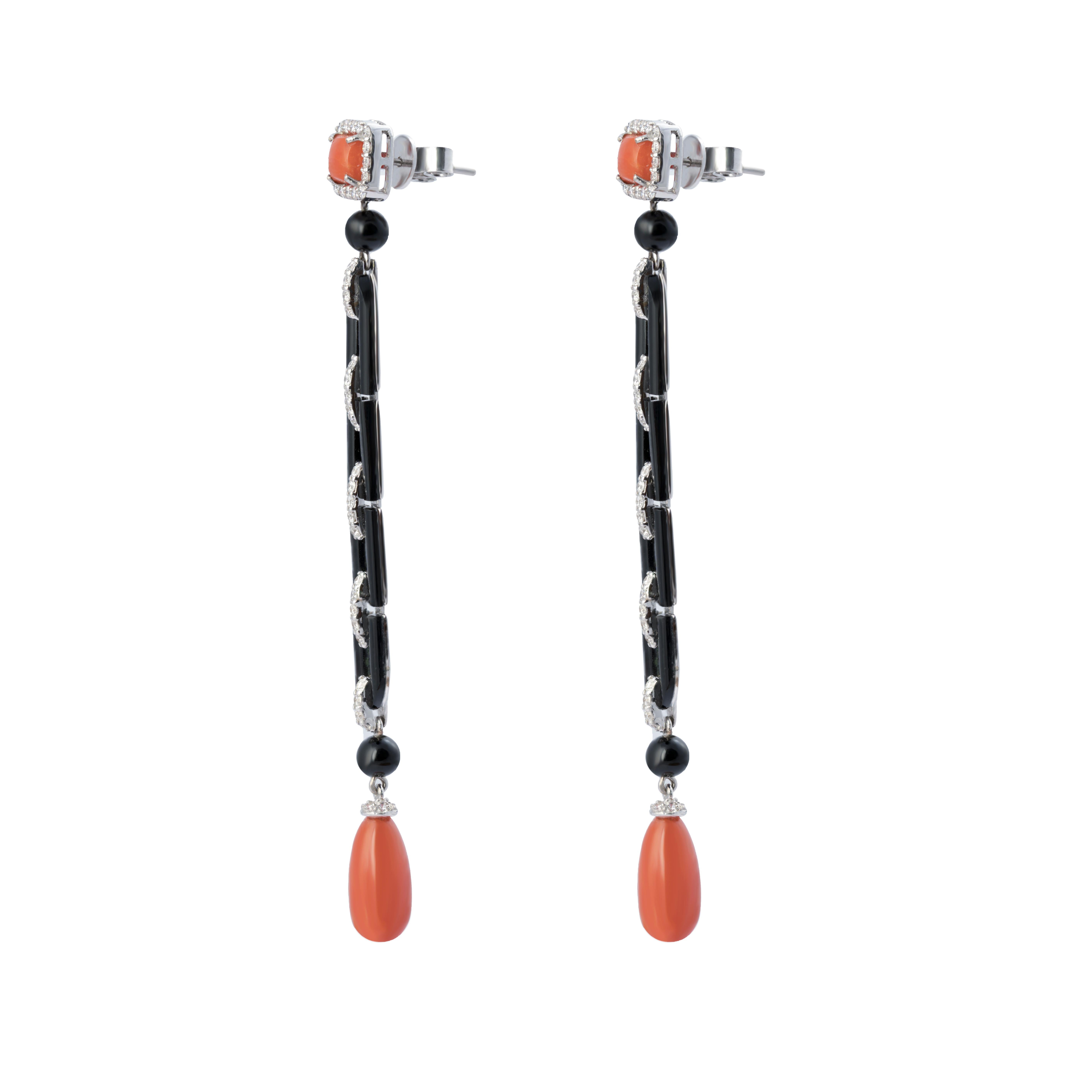 Boucle d'oreille en or 18k avec Onex noir de 6,35cts et corail rouge de 9,66cts et diamant de 1,01cts Neuf - En vente à jaipur, IN