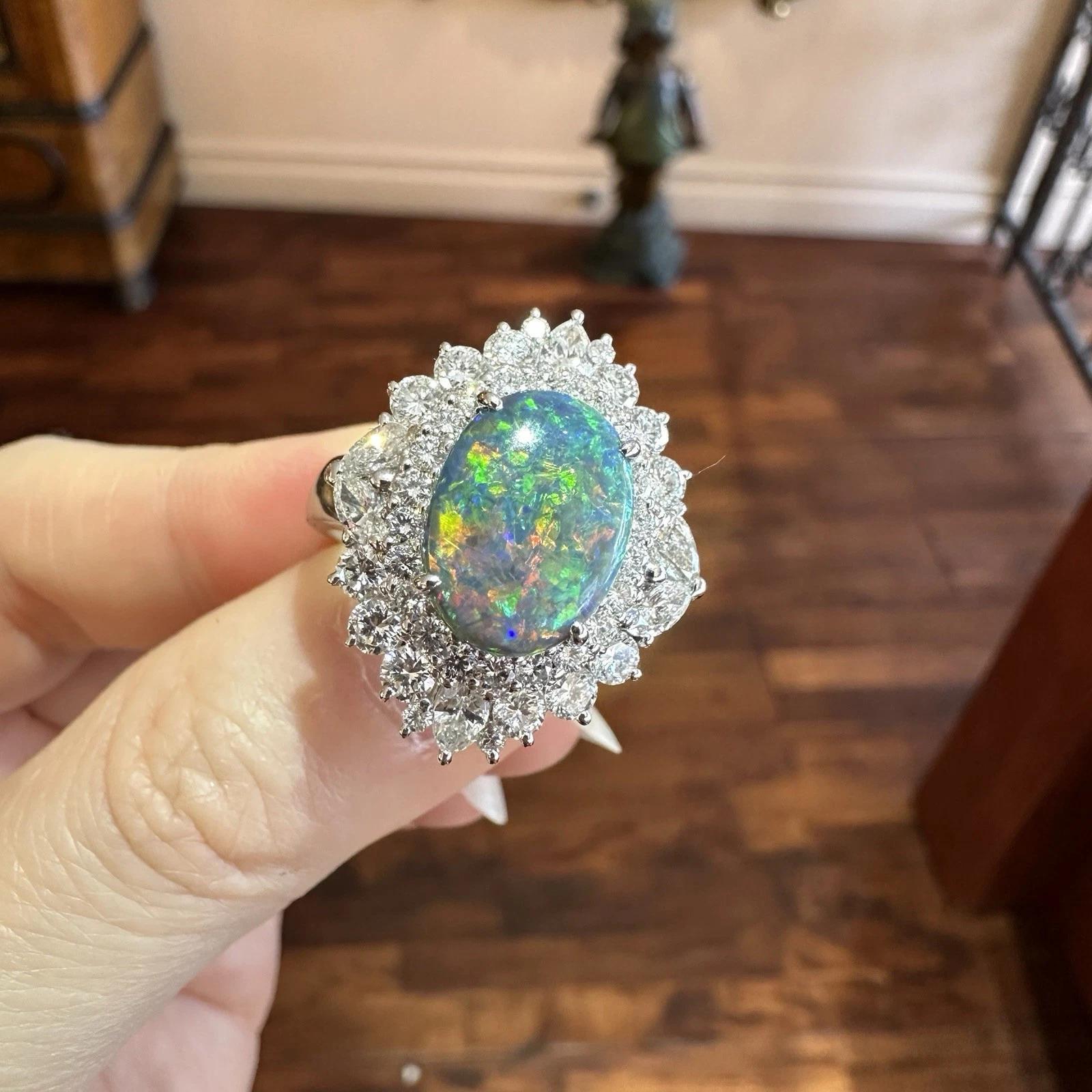 Natürlicher Schwarzer Opal 2,53 ct und Diamant-Cocktailring aus Platin im Angebot 5