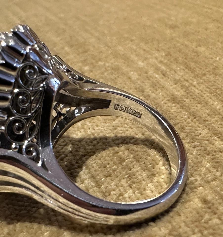 Bague cocktail en platine, opale noire naturelle 3.77 carats et diamants en vente 4