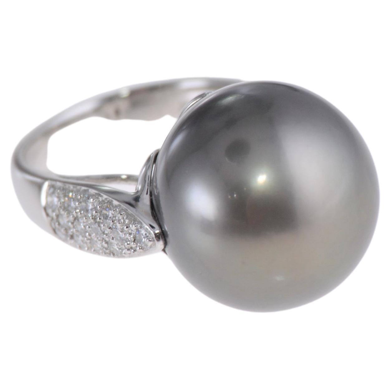 Natural Black Tahitian Pearl and Diamond Platinum Cocktail Ring For Sale