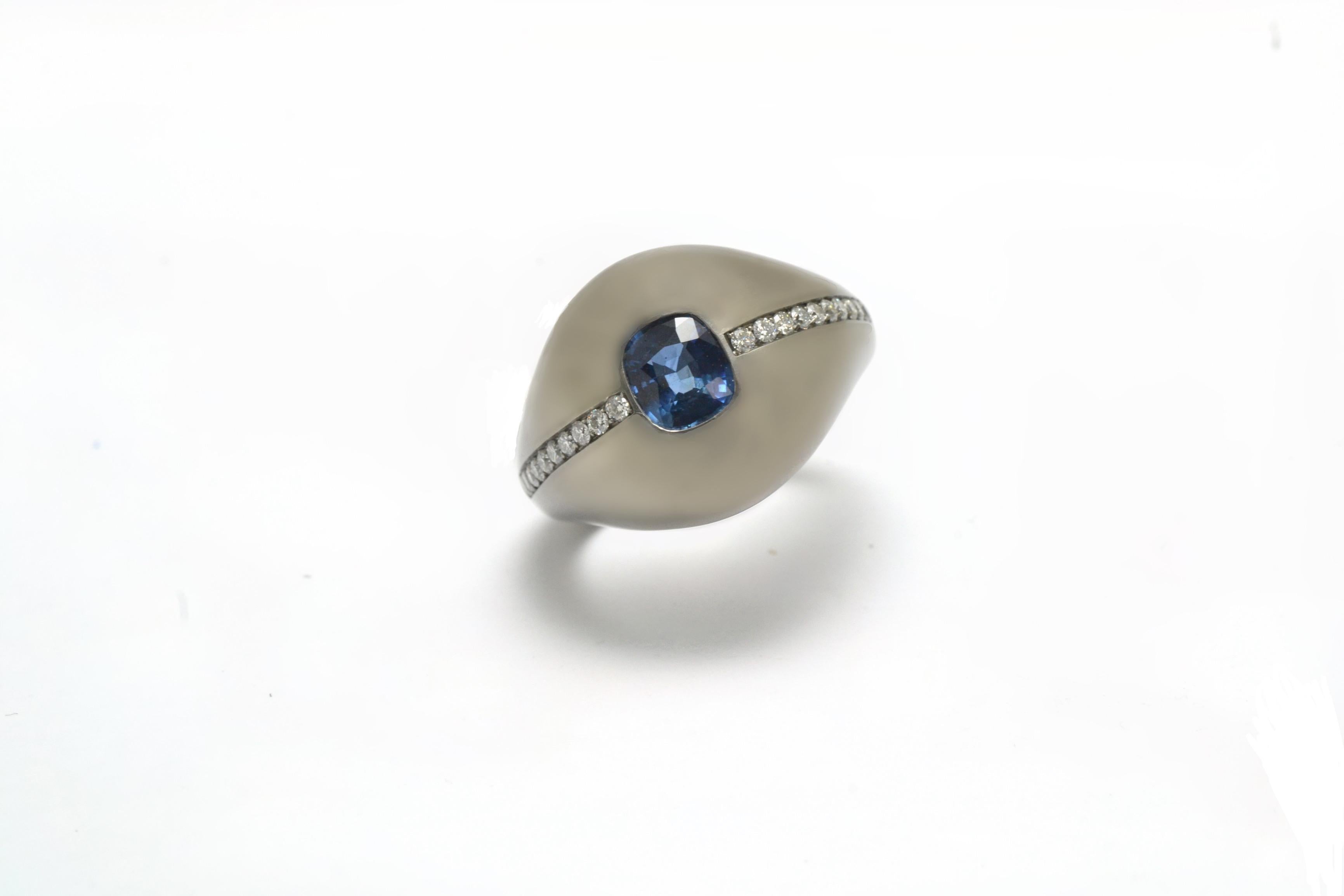 titanium sapphire ring