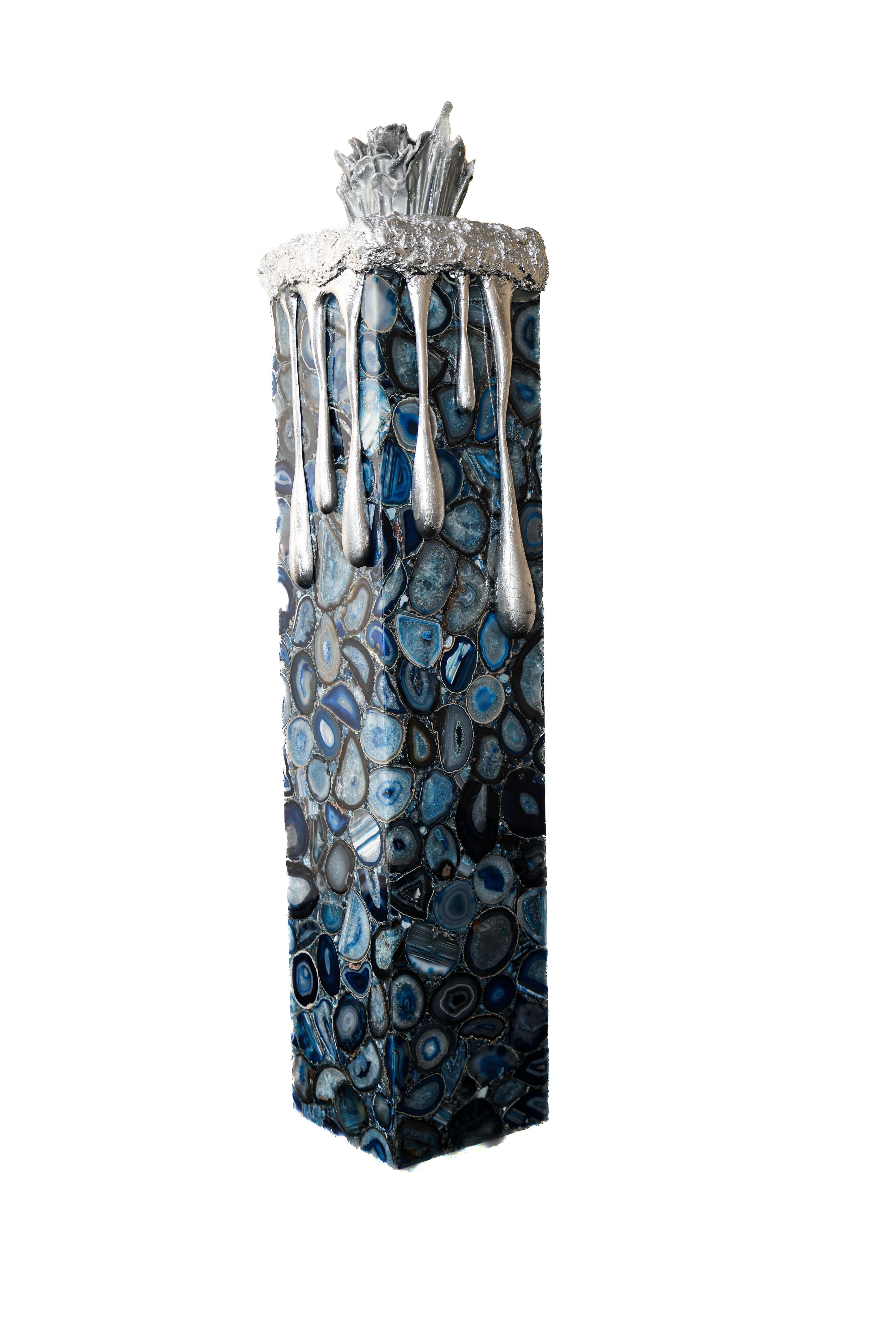 Lámpara de pie larga de ágata azul natural Francés en venta