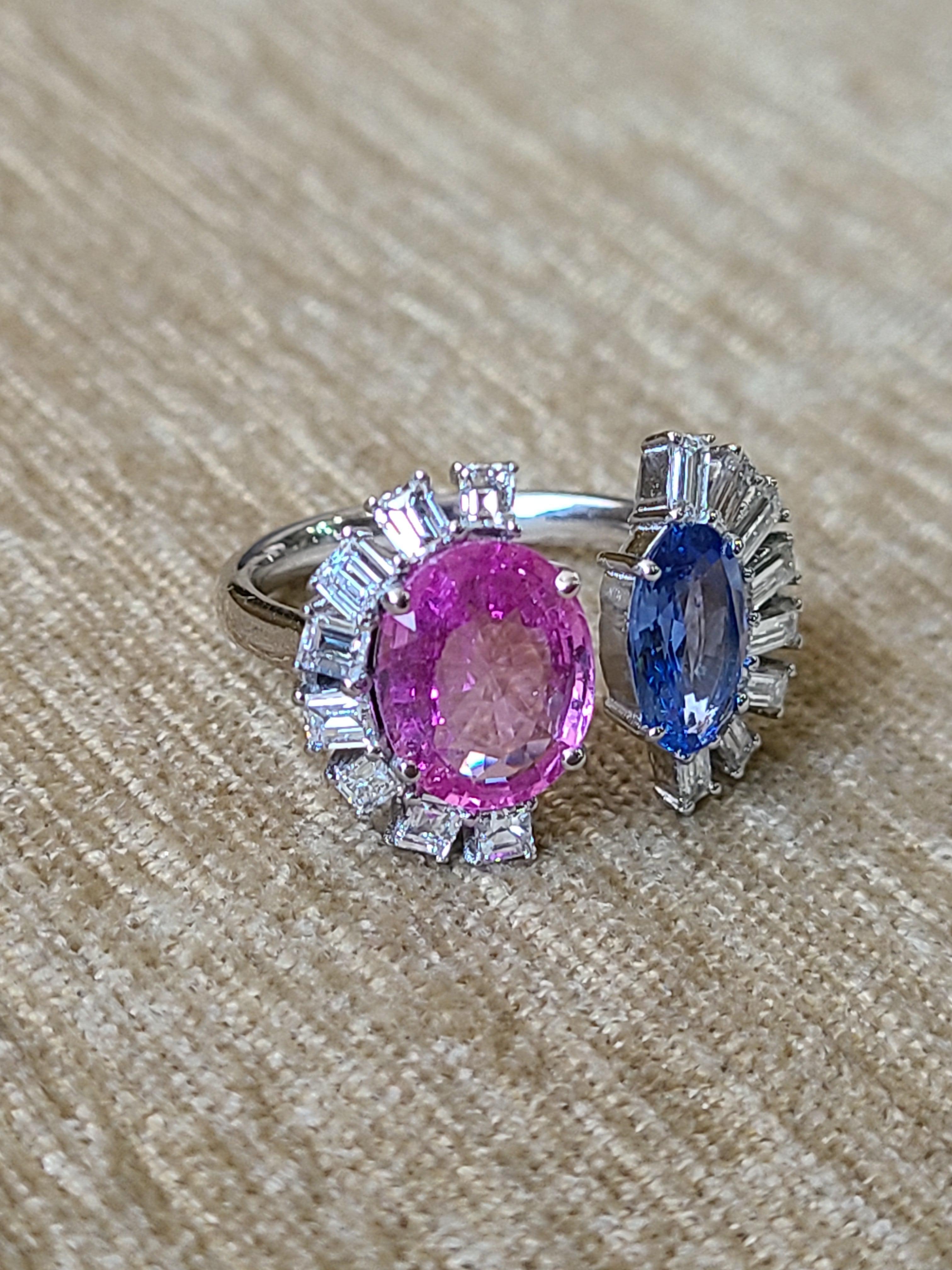 Modern Natural Blue and Pink Sapphire Ring Set in 18 Karat Gold with Diamonds