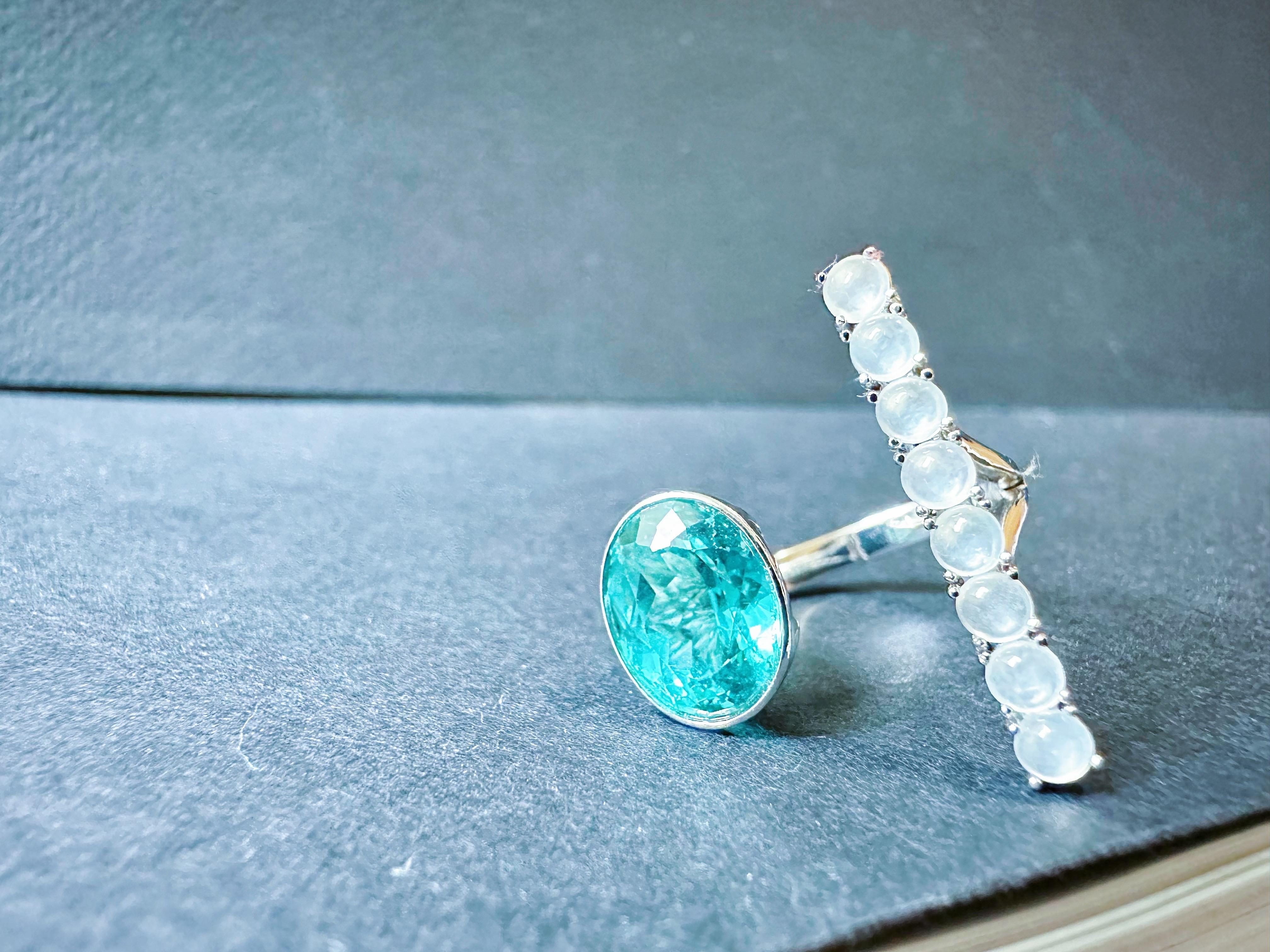 Moderno Natural Blue Apatite and Icy Jade Cabochons Open Ring in 18K White Gold in vendita