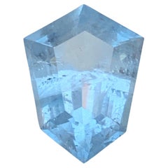 Natural Blue Aquamarine Fancy Shield Cut 4.77 Carat Loose Gemstone for Pendant