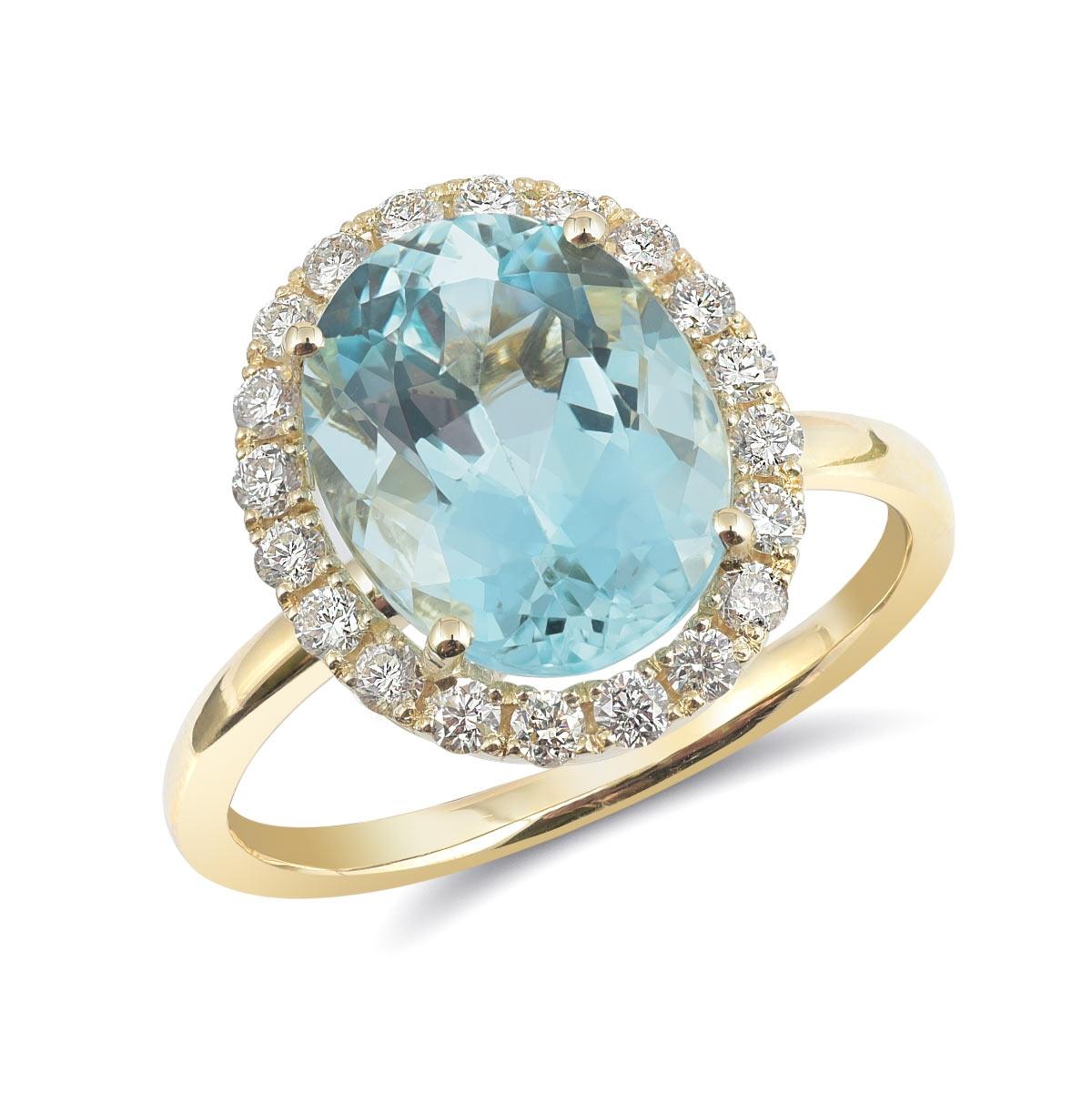 Découvrez l'élégance captivante de cette bague en aigue-marine naturelle, délicatement sertie en or jaune 14 carats. Cette pièce exceptionnelle, complétée par des diamants étincelants, met en valeur le savoir-faire artisanal le plus fin et la beauté