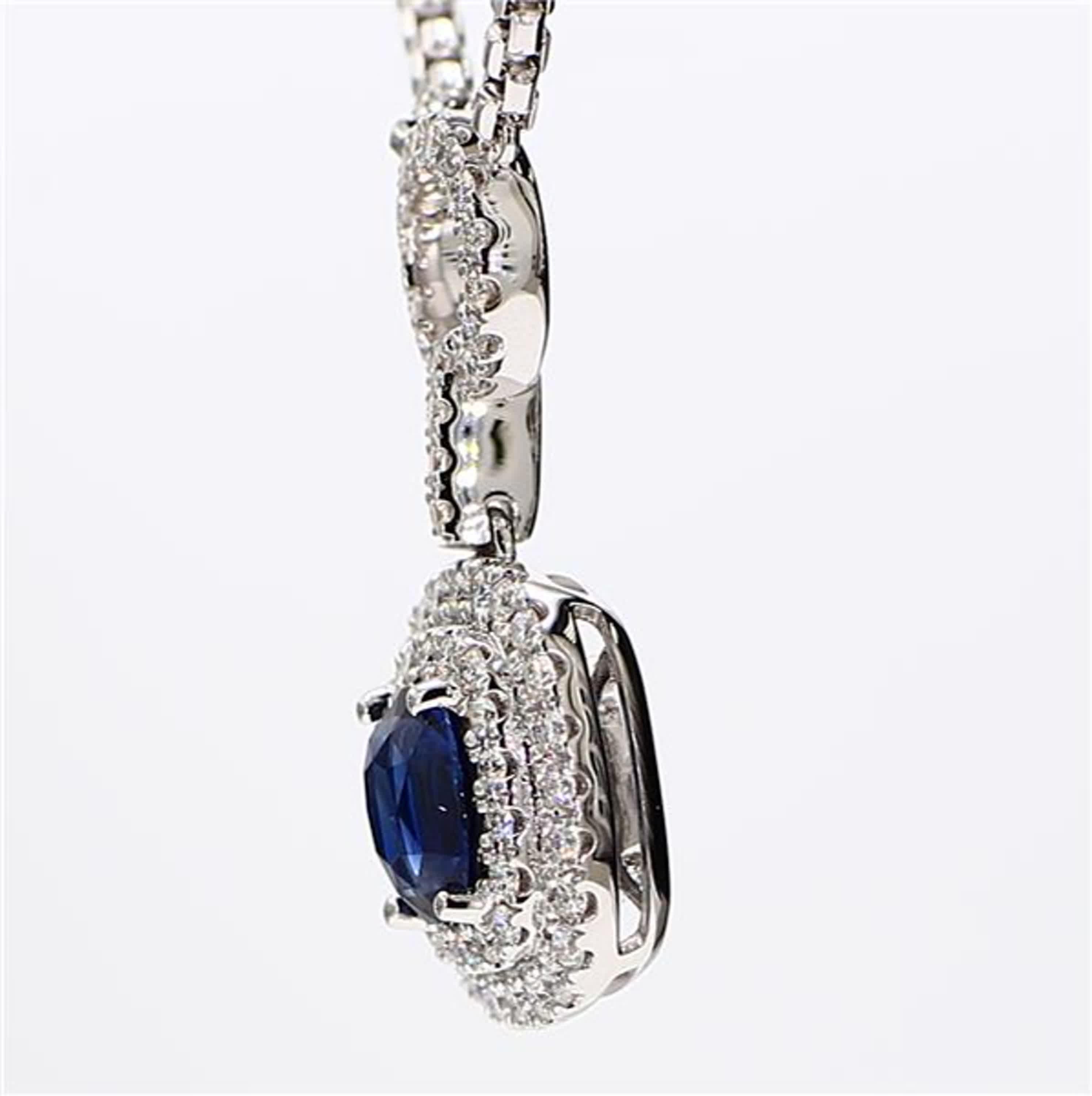 Contemporary Natural Blue Cushion Sapphire and White Diamond 1.65 Carat TW White Gold Pendant For Sale
