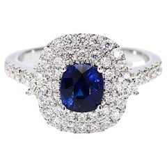 Ring aus Weißgold mit natürlichem blauem Saphir im Kissenschliff und weißem Diamant 1.71 Karat