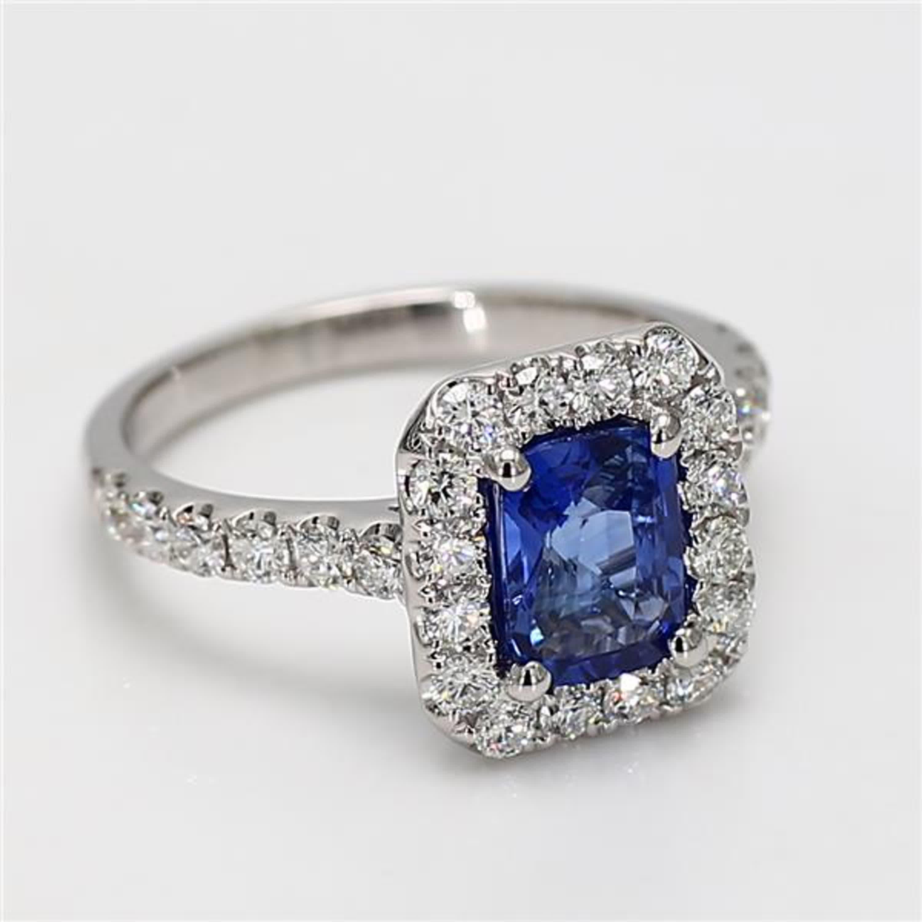 Natural Blue Cushion Sapphire and White Diamond 2.33 Carat TW Gold Cocktail Ring For Sale 2