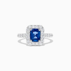 Bague cocktail en or 2.33 carats poids total, saphir bleu naturel taille coussin et diamant blanc