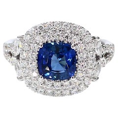 Natürlicher blauer Saphir im Kissenschliff und weißer Diamant 2.60 Karat TW Gold Cocktail-Ring