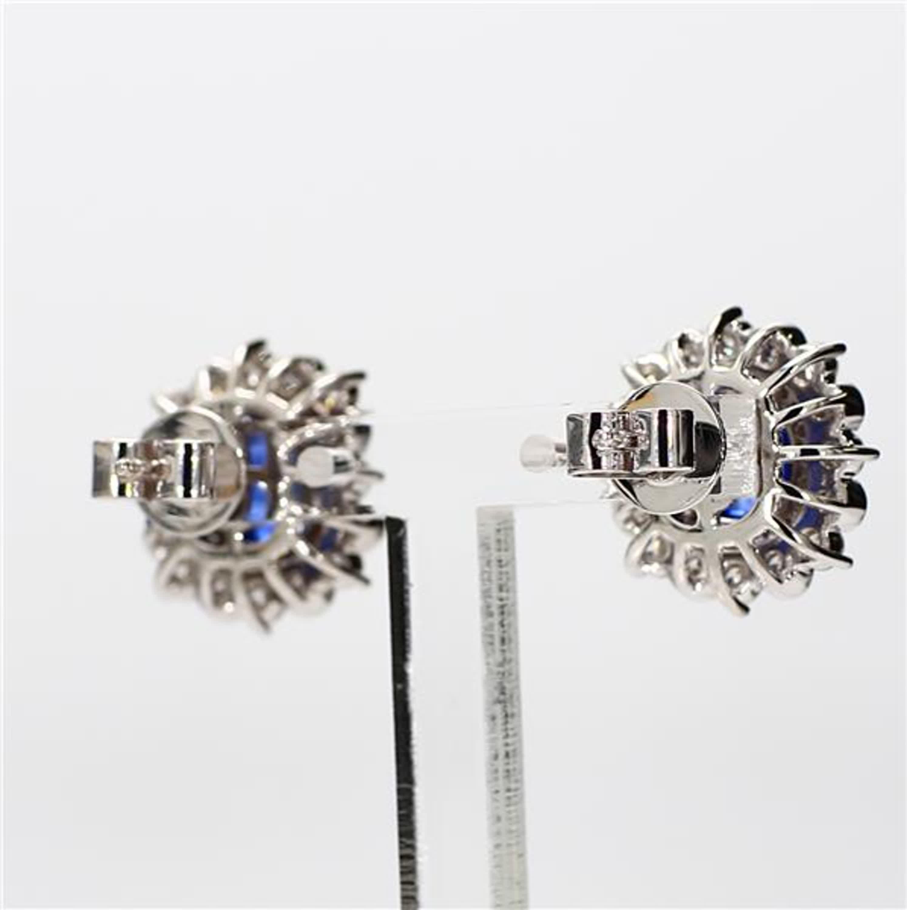 Natural Blue Cushion Sapphire and White Diamond 3.31 Carat TW Gold Stud Earrings In New Condition For Sale In New York, NY