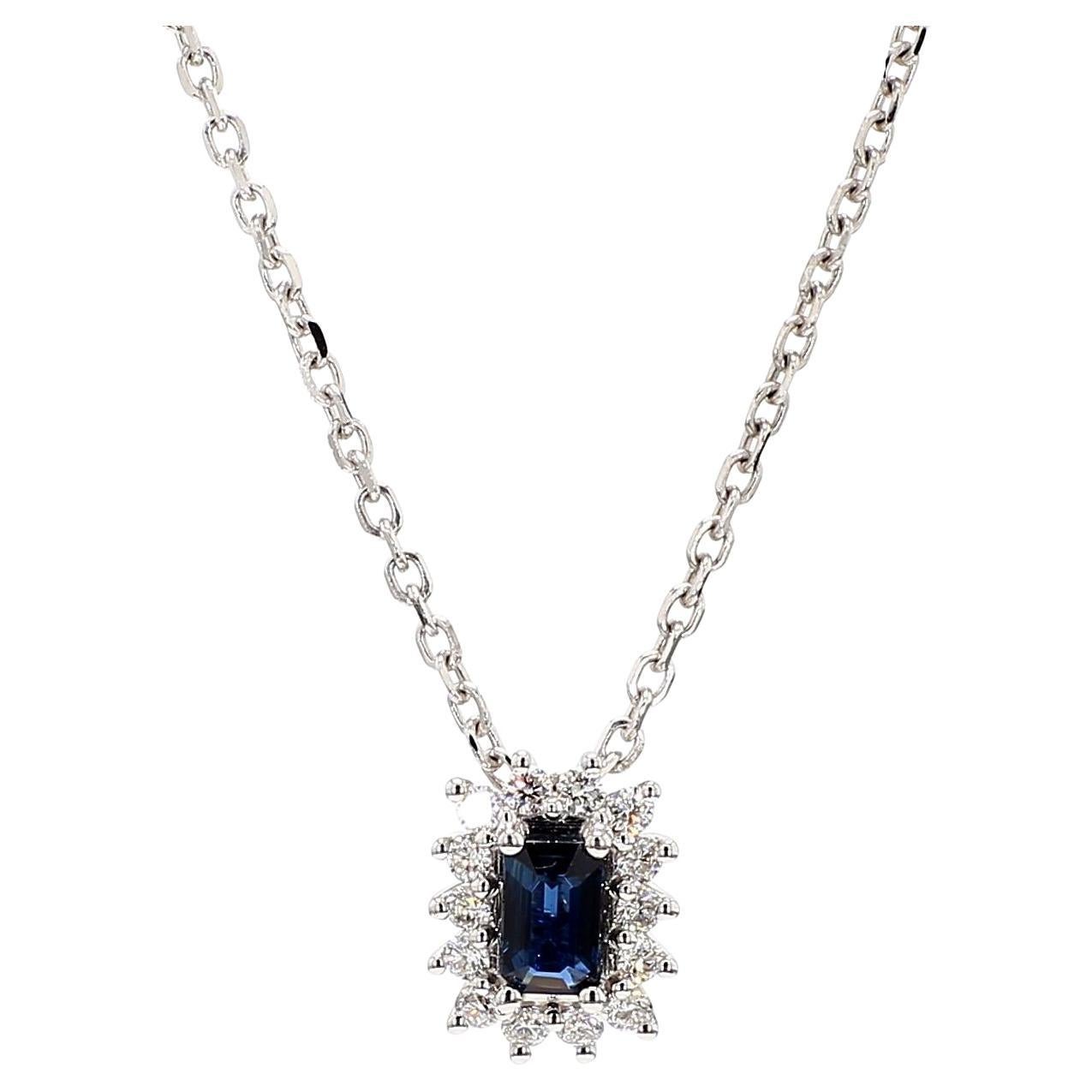Ciondolo a goccia con zaffiro blu naturale taglio smeraldo e diamante da 0.49 carati TW in vendita